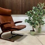 Scandinavian leather lounge chair by Elsa & Nordahl Solheim for Rybo Rykken, 1960s