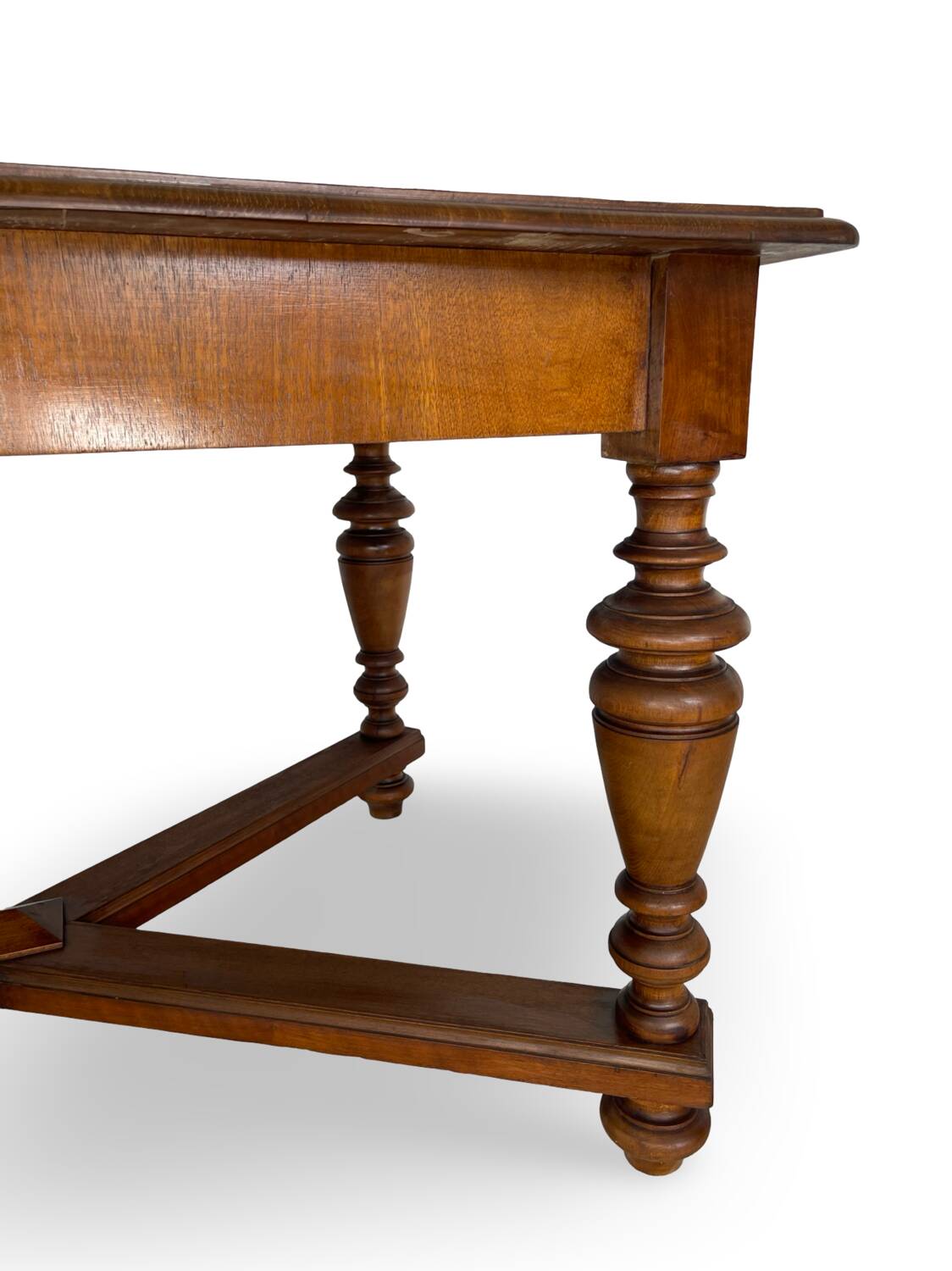 Table à manger classique art déco