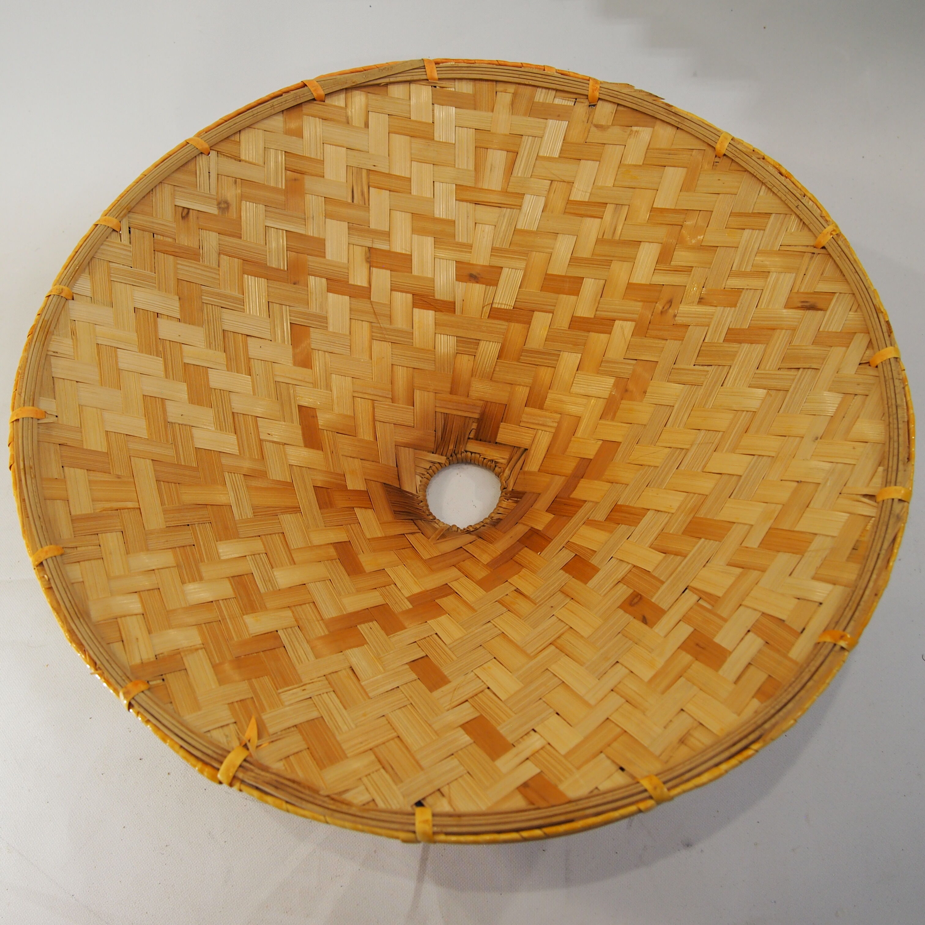 Wicker lampshade