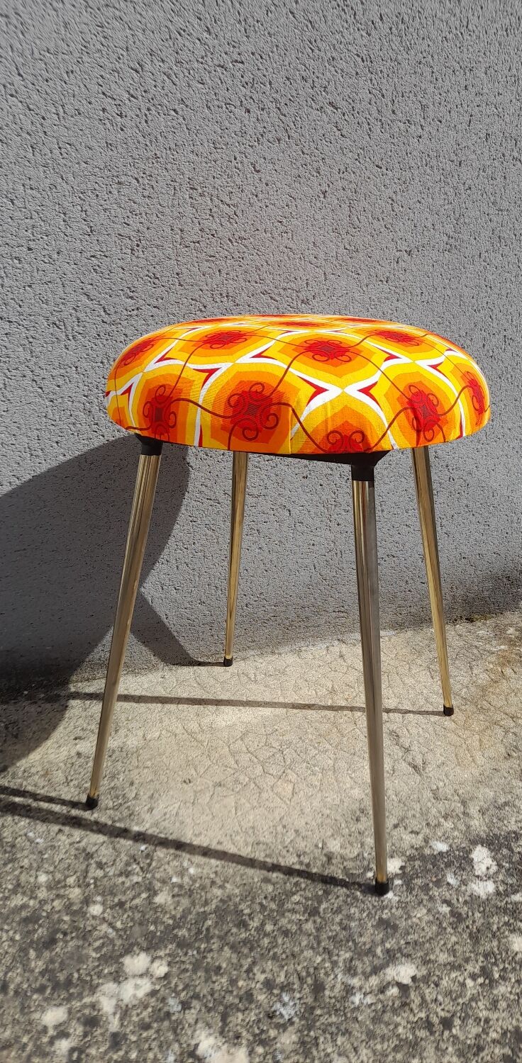 Pop stool 70s