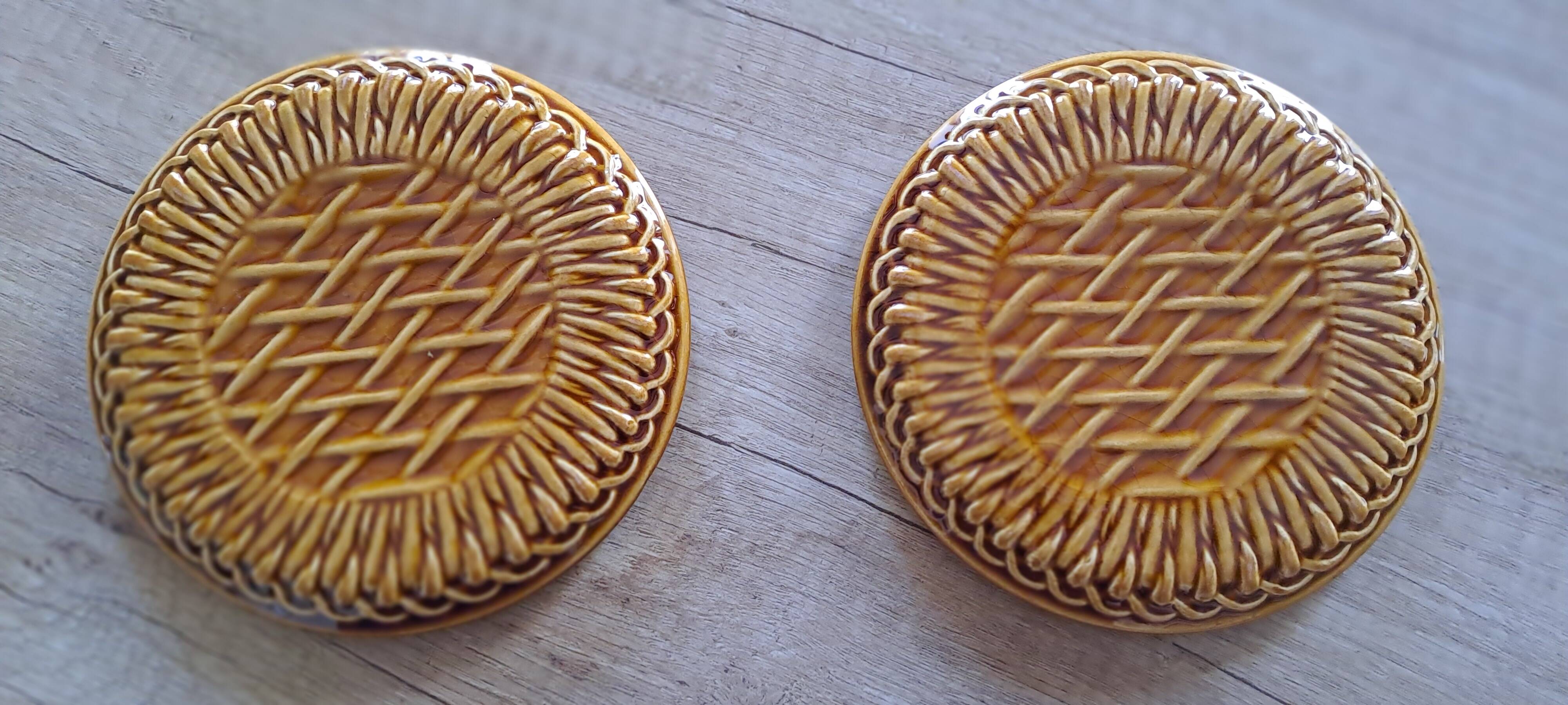 Set of Gien trivets