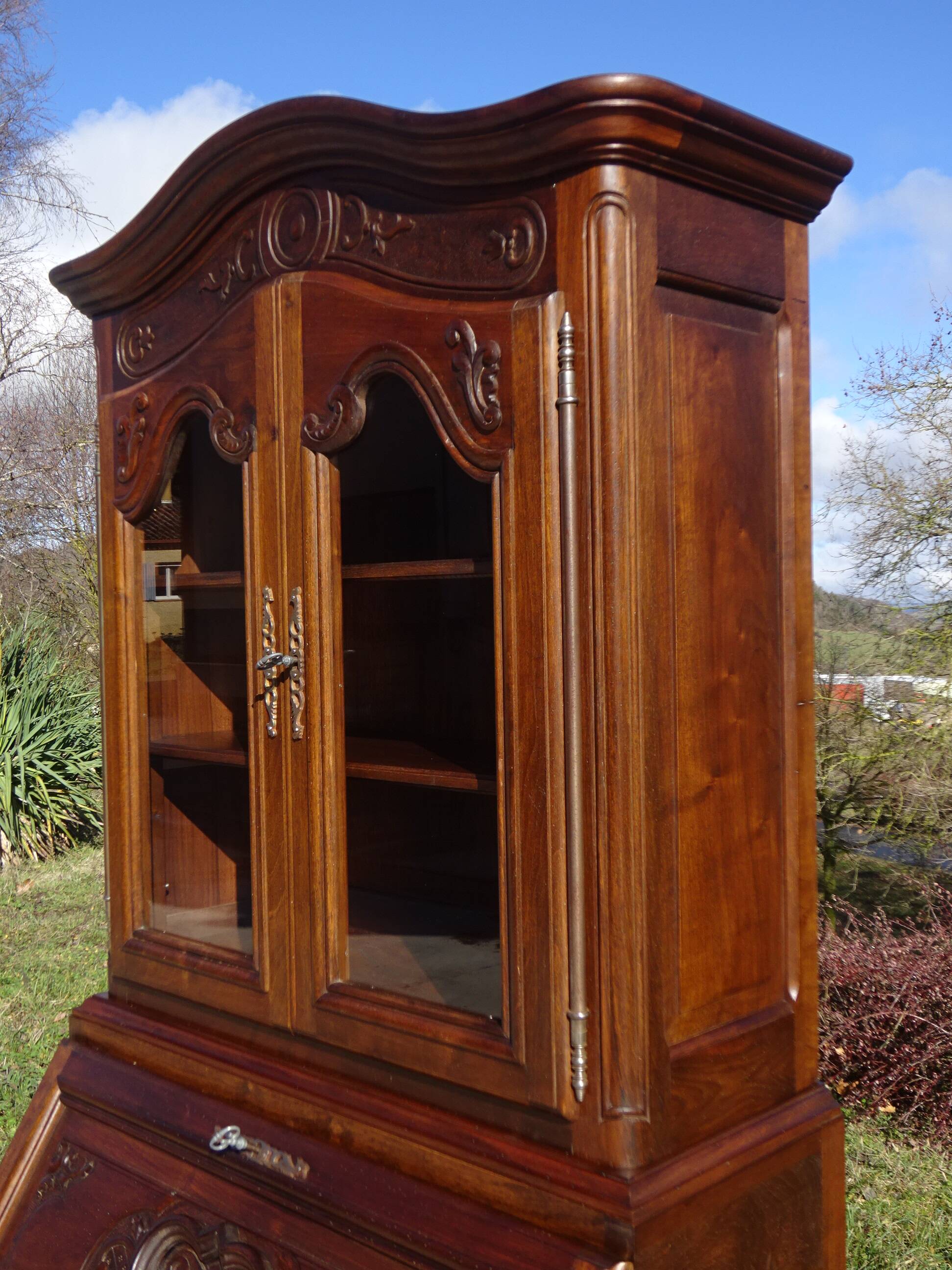 Meuble 3 en 1, secrétaire, commode et vitrine