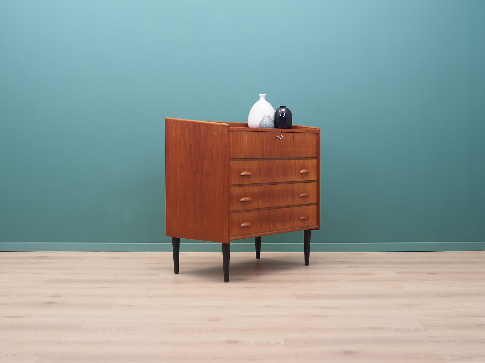 Coiffeuse en teck, design scandinave, années 1960, fabriquée par SW Finland