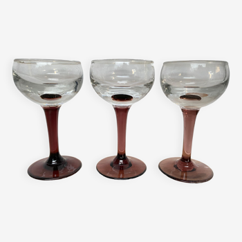 Set of 3 stemmed glasses