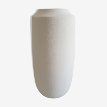 Ceramic vase