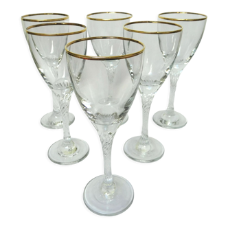 6 glasses of red wine