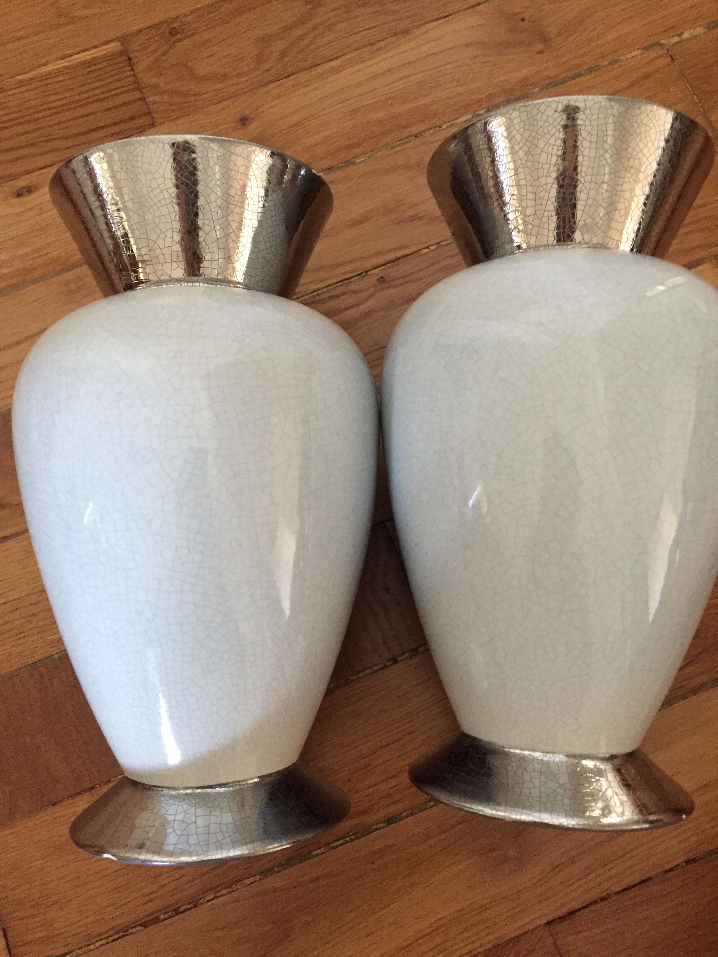 Pair of white and silver vases style cracked enamel