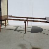 Round table with 6 spindle legs in mahogany, extendable