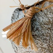 Vase sculptural effet pierre. Wabi-sabi. Bohème