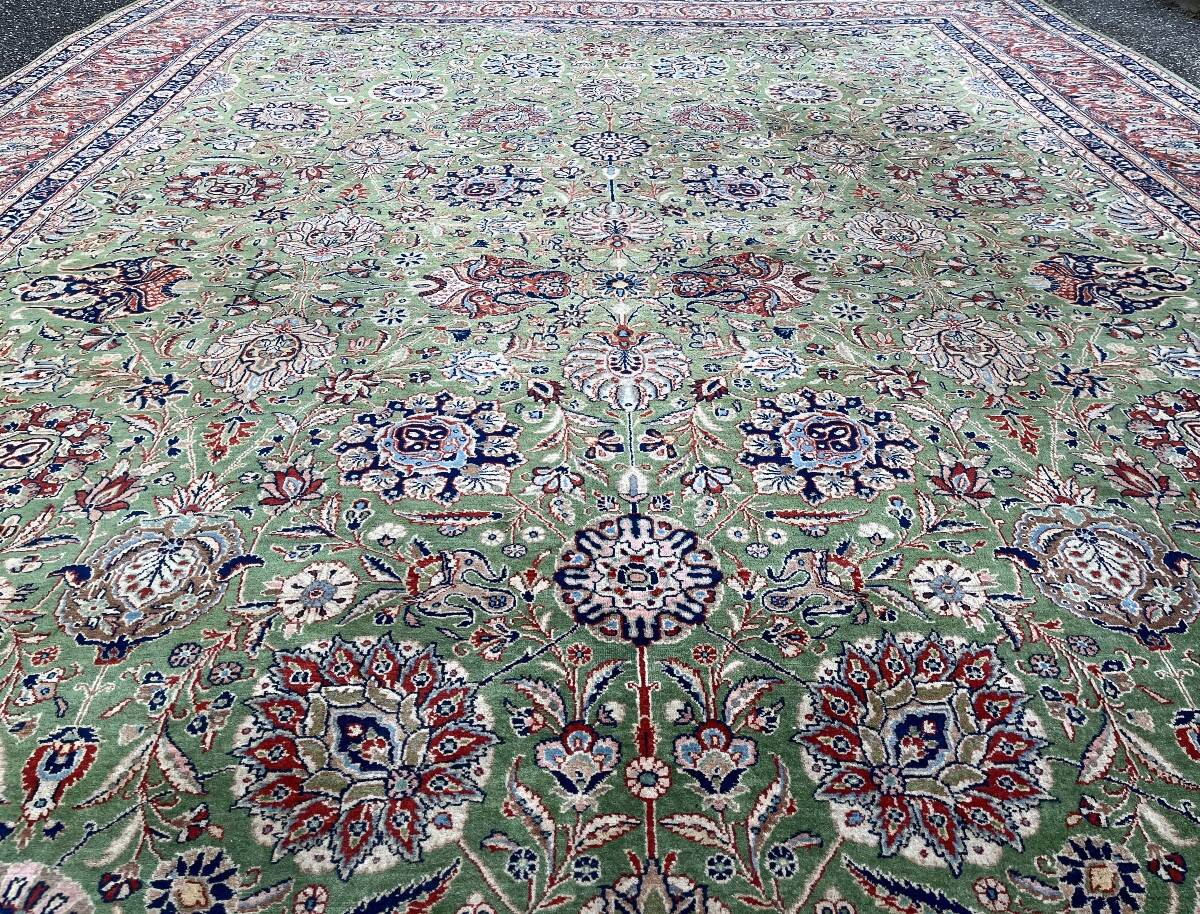 Large emerald Tabriz Persian rug 520x350 cm