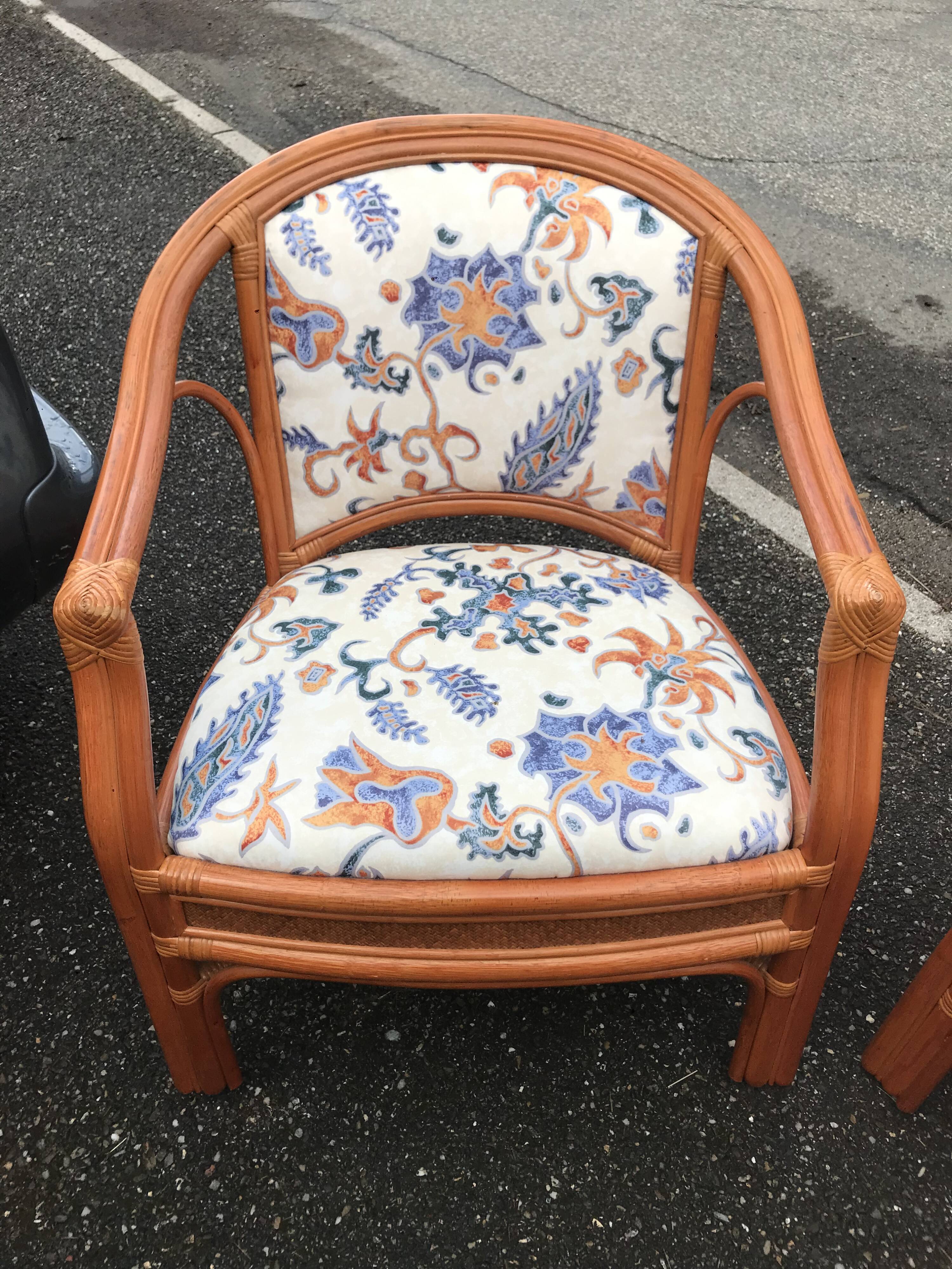 Bench and 2 rattan chairs