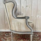 Fauteuil - Bergère de style Louis XVI réchampie velours beige