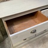 Chest of drawers