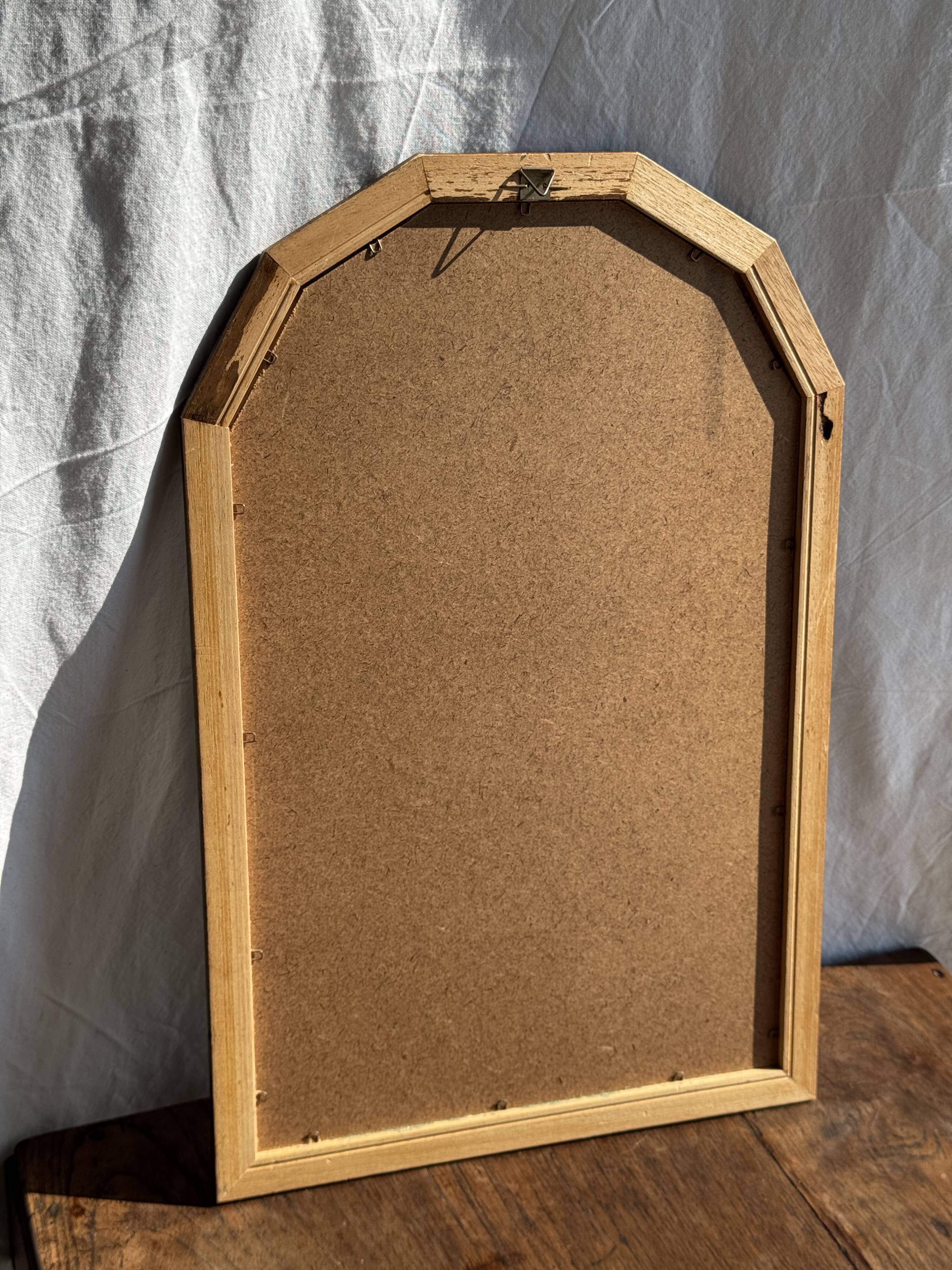 Small rounded mirror, wooden frame, gold frame H49.5