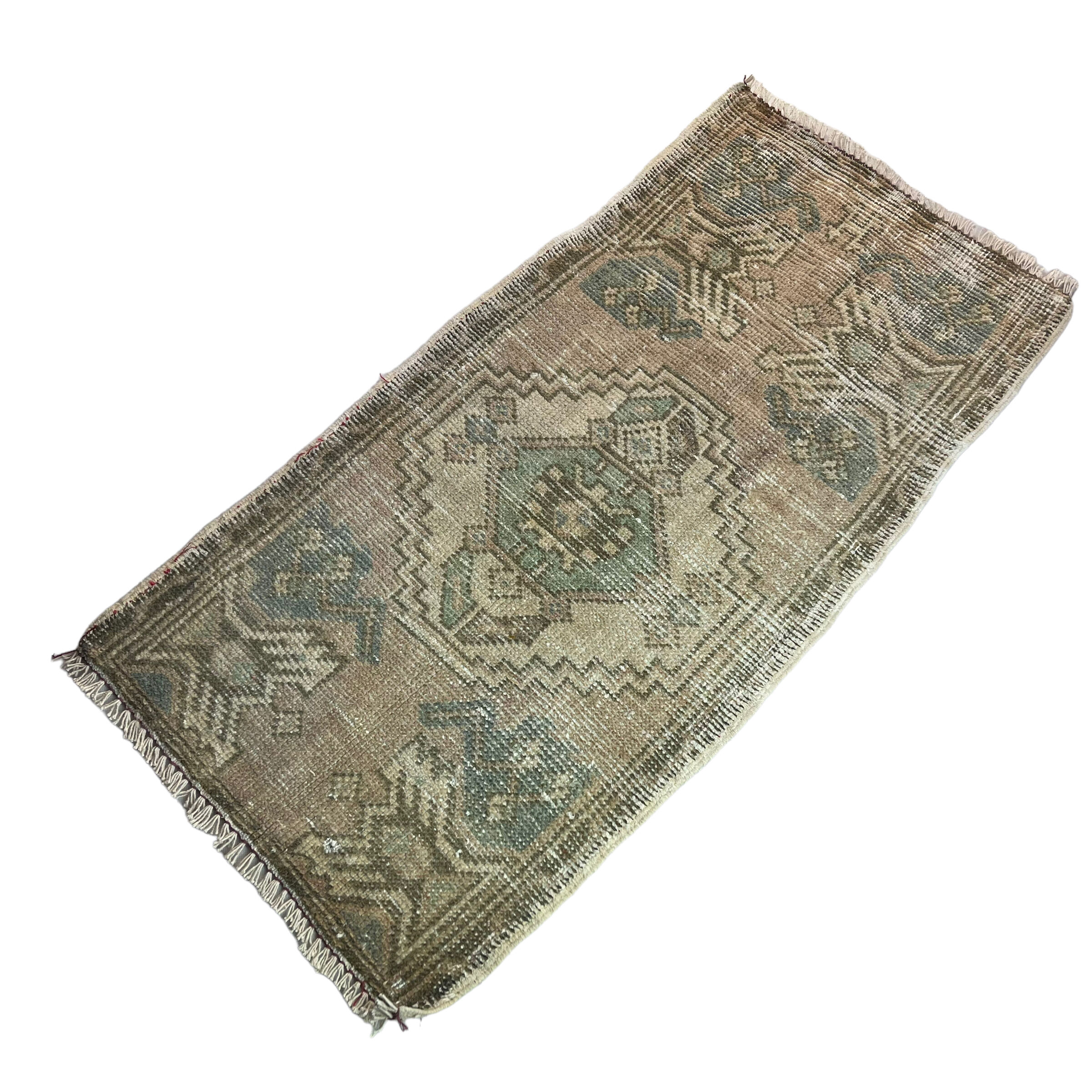 Vintage turkish pastel rug , 97 x 50 cm