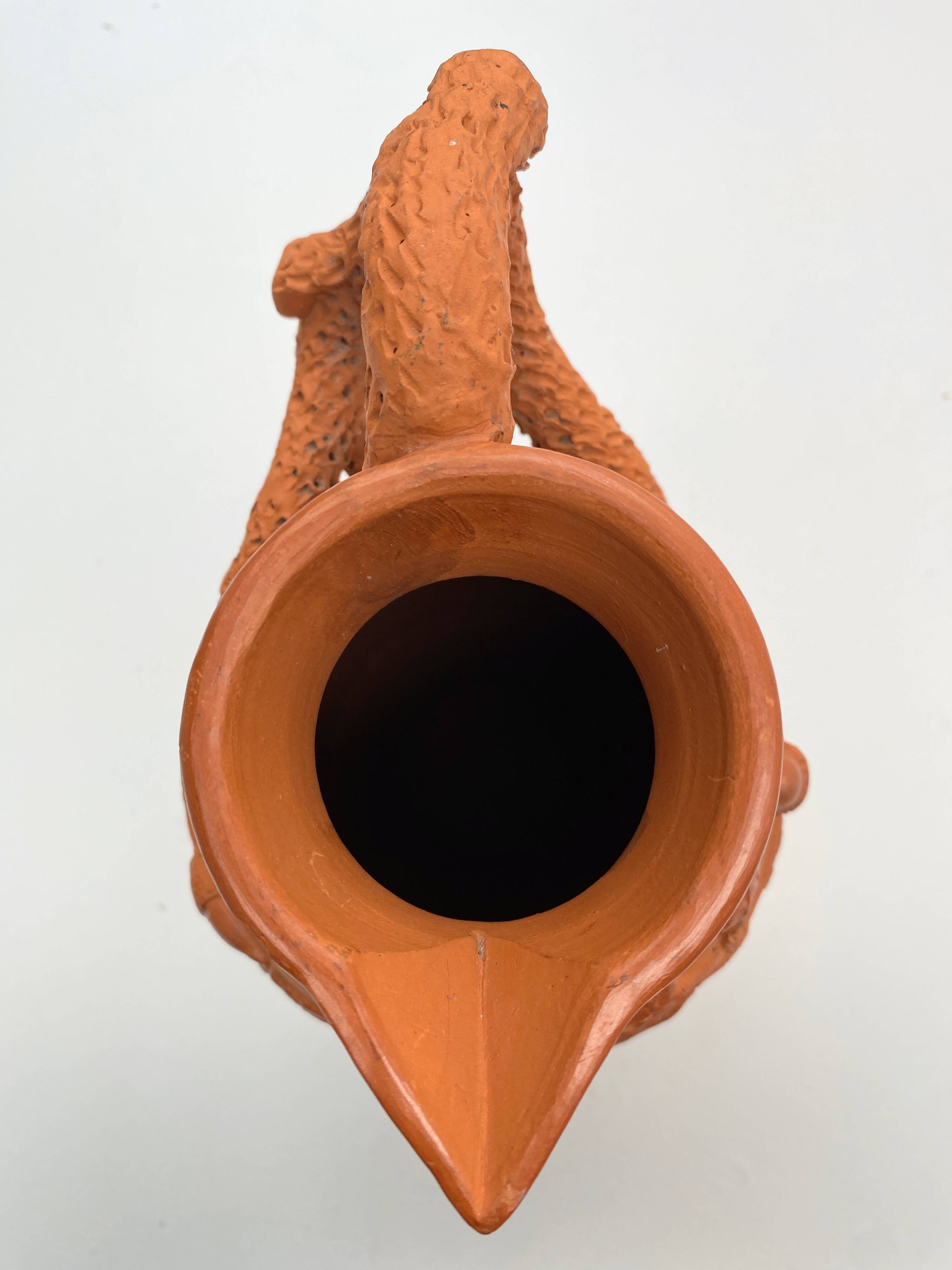 Vase Cruche en terre cuite vintage avec ornement végétale