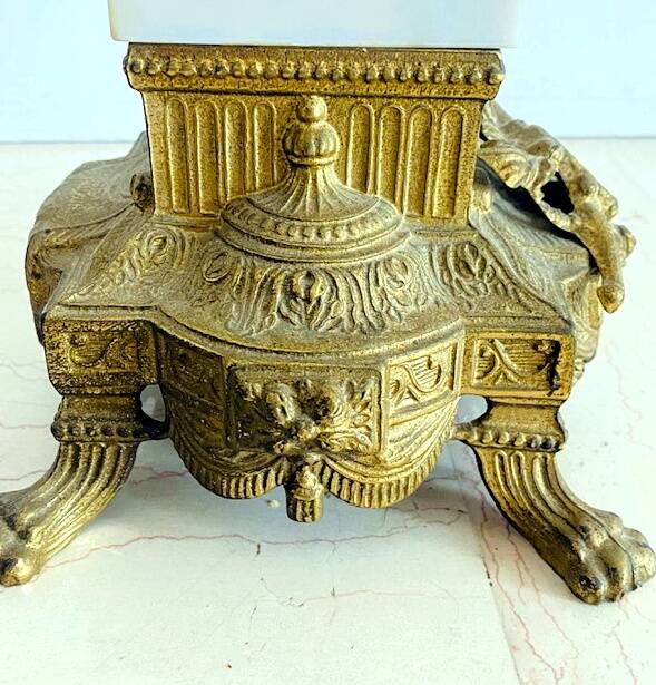 Paire de grands candélabres 7 feux - 69 cm - Bronze - Putti