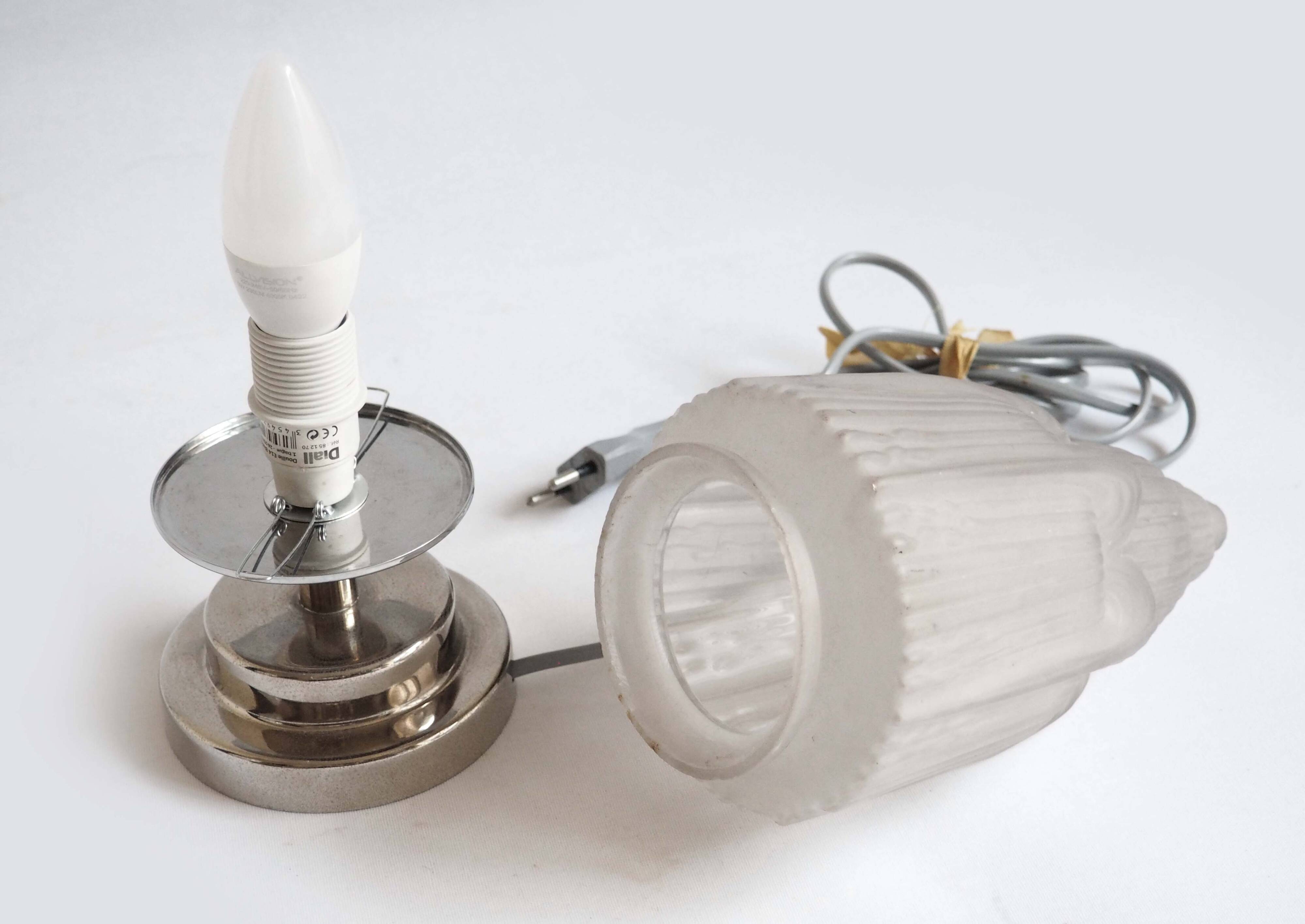 Art Deco fountain glass lamp