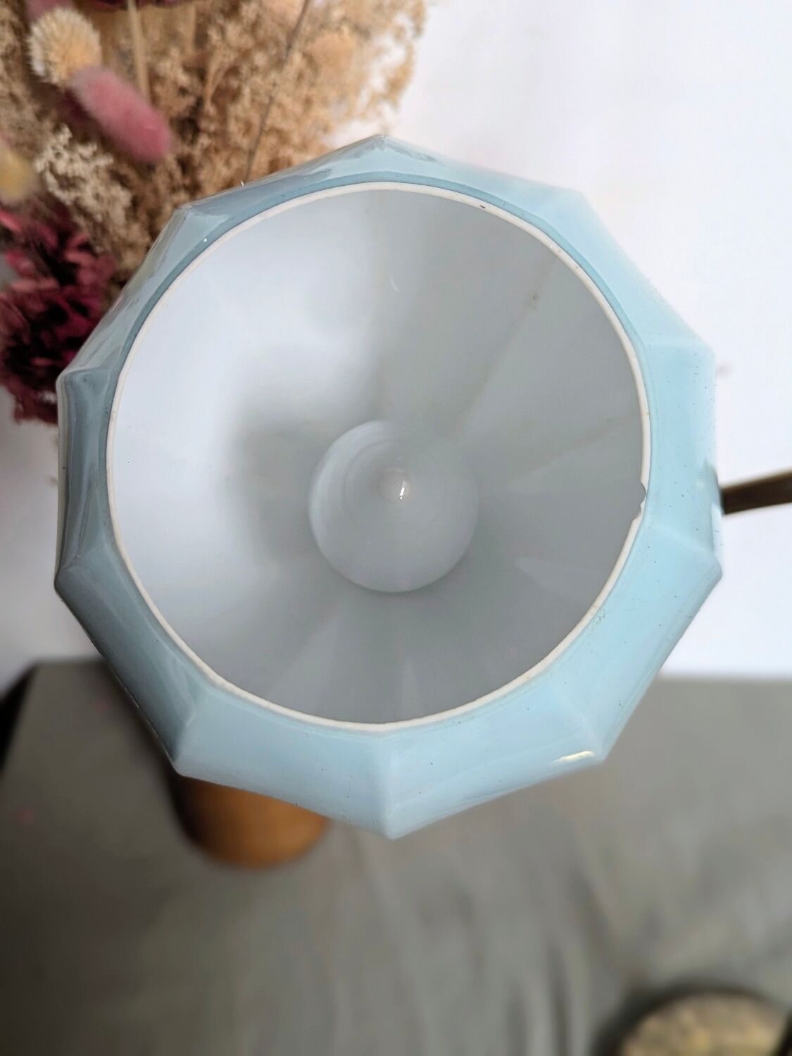 Vintage desk lamp for student notaries