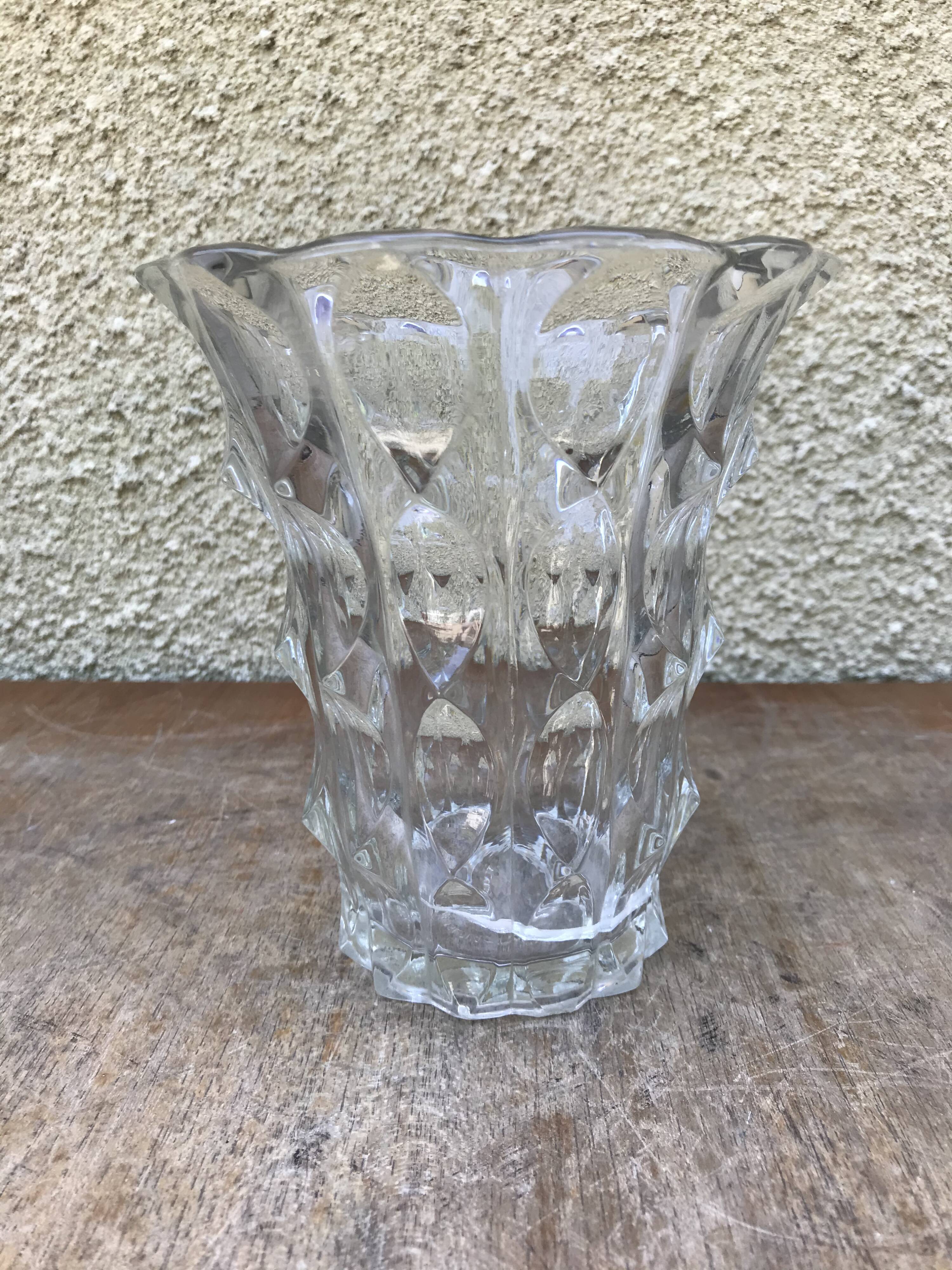 Vase en verre moulé made in Tchécoslovaquie années 70 vintage