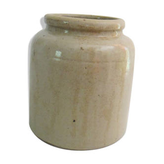 Pot en grès ancien