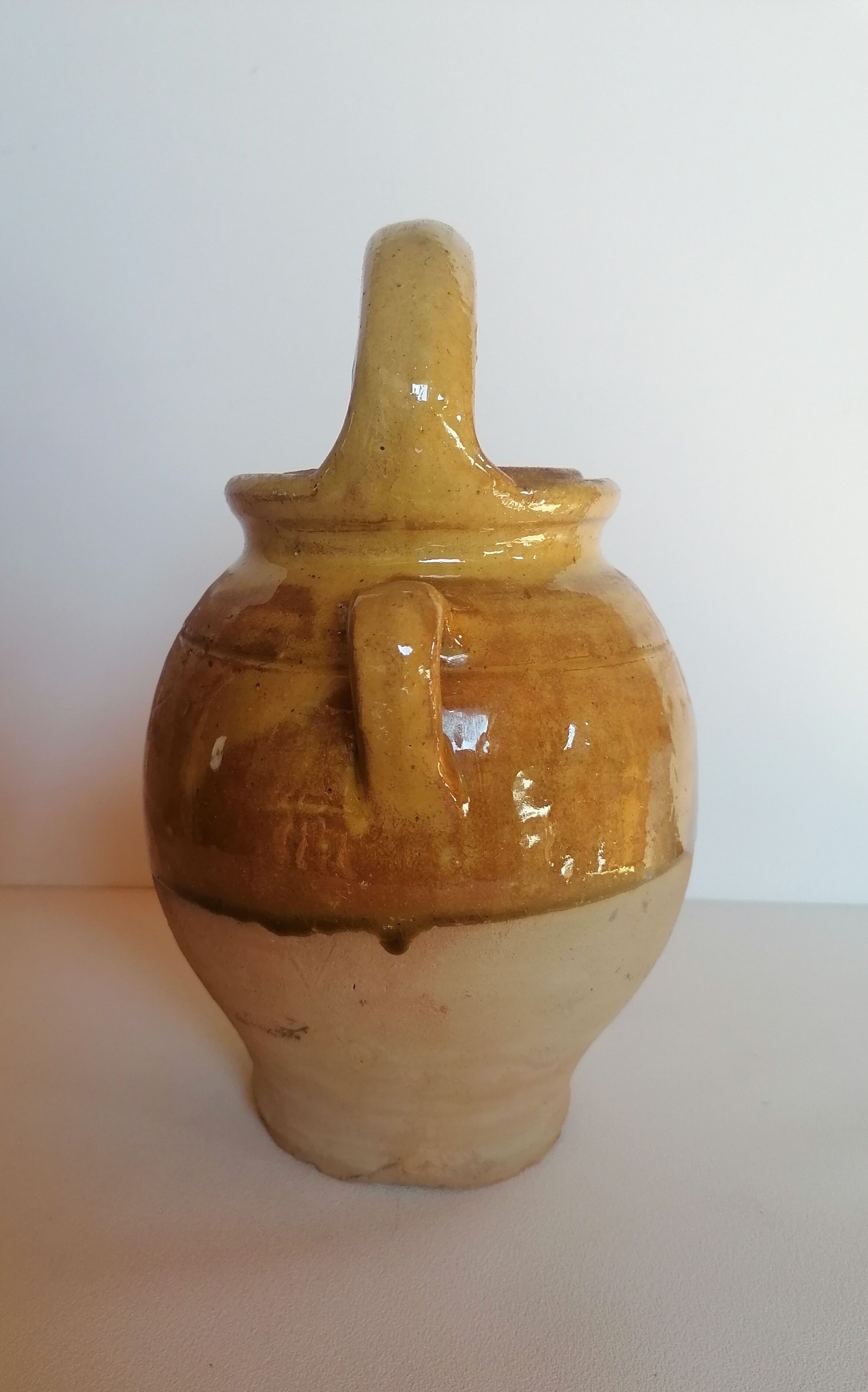 Enamelled jug with lid