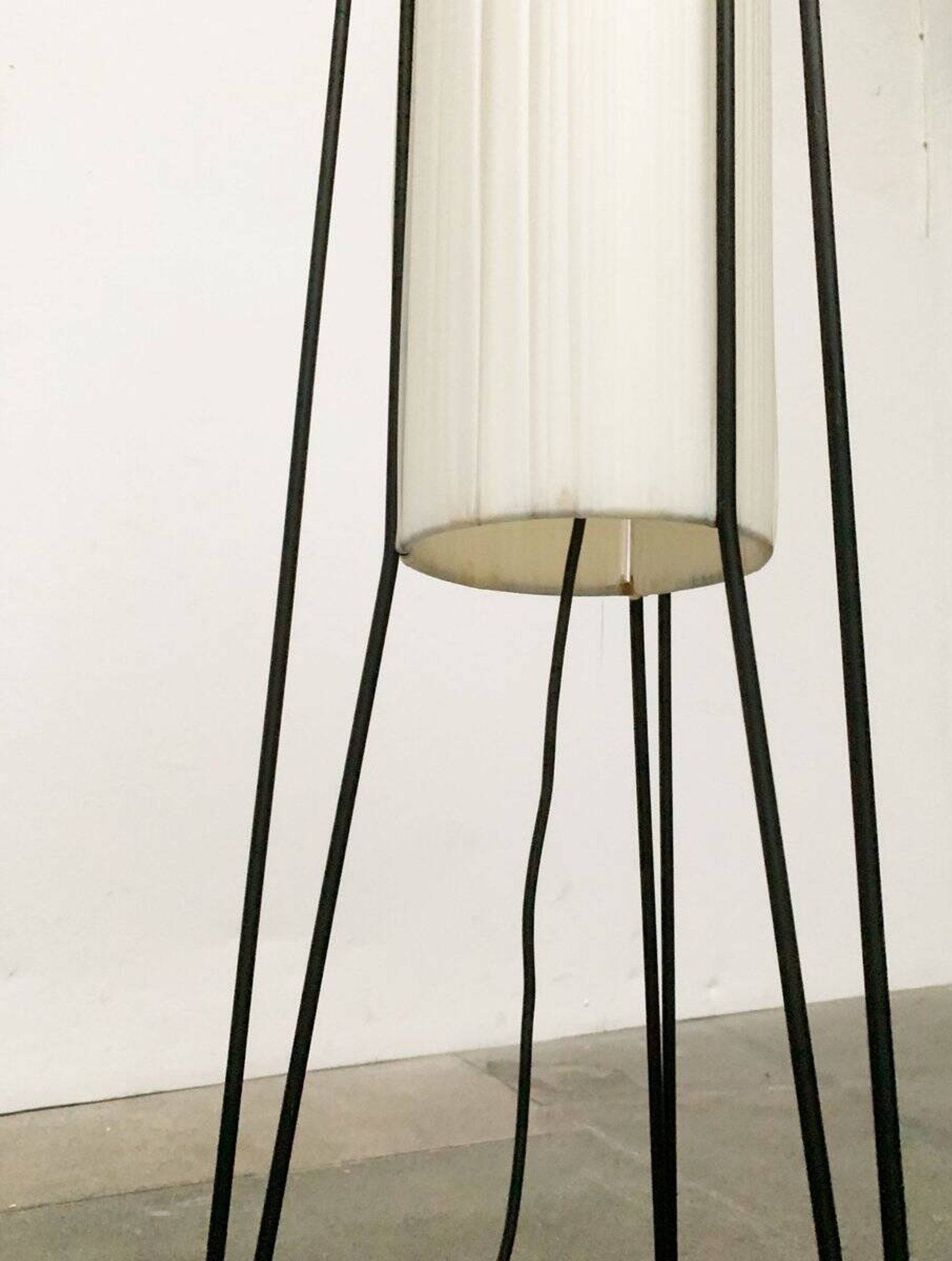 Mid-century German minimalist floor lamp by Hesse Leuchten, 1960s.