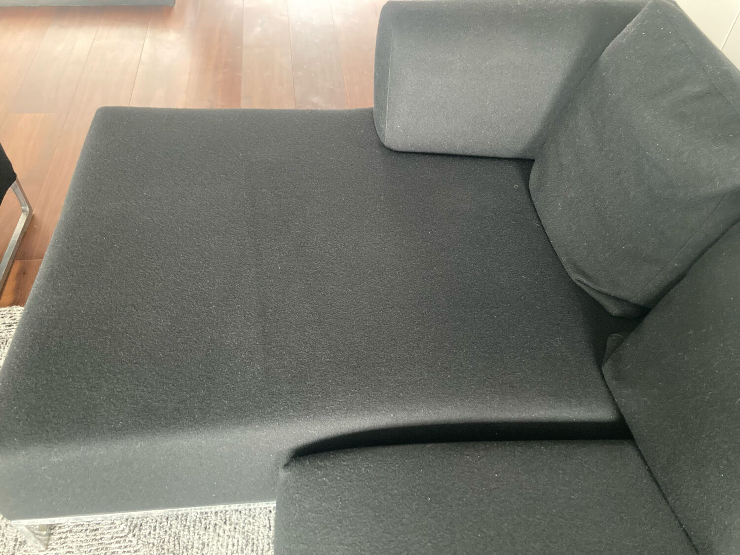Sofa B&B Italia black
