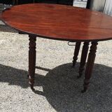 Louis Philippe 6-leg extendable table