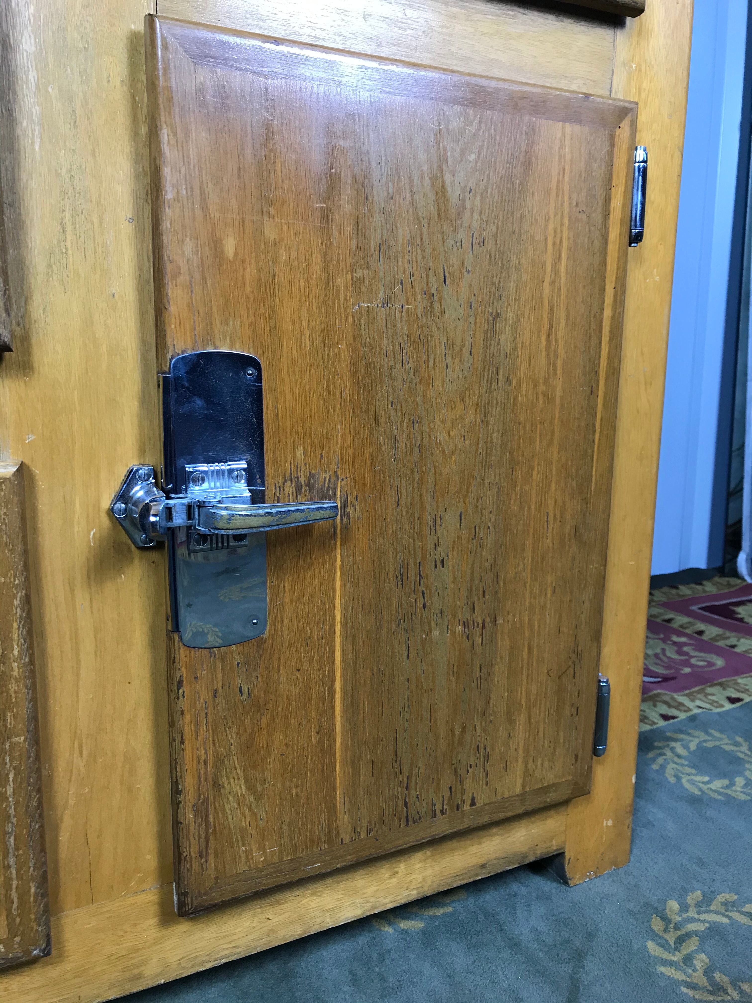 Old bistro fridge "Pictet" 1950