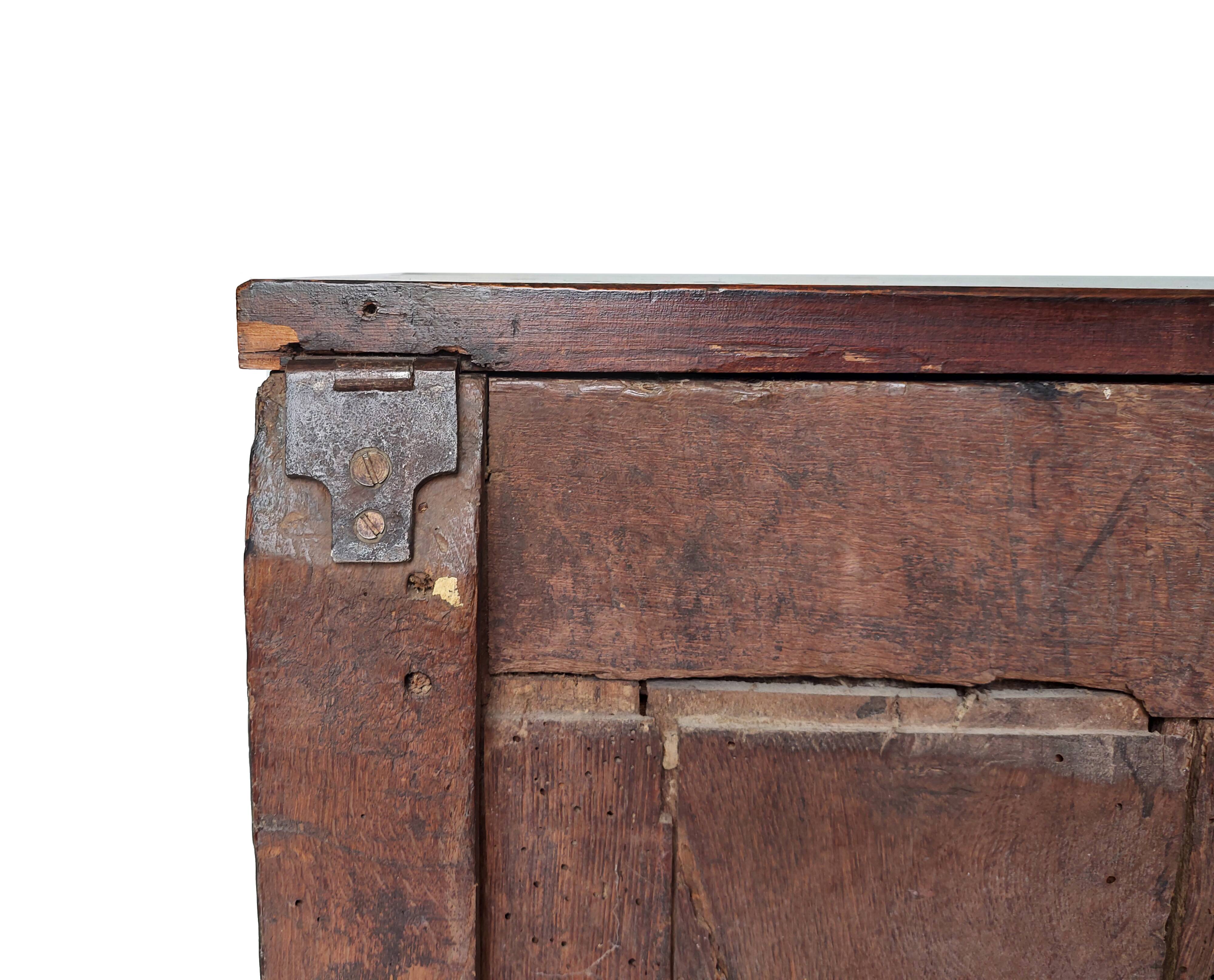 Solid oak chest from the early 17th century