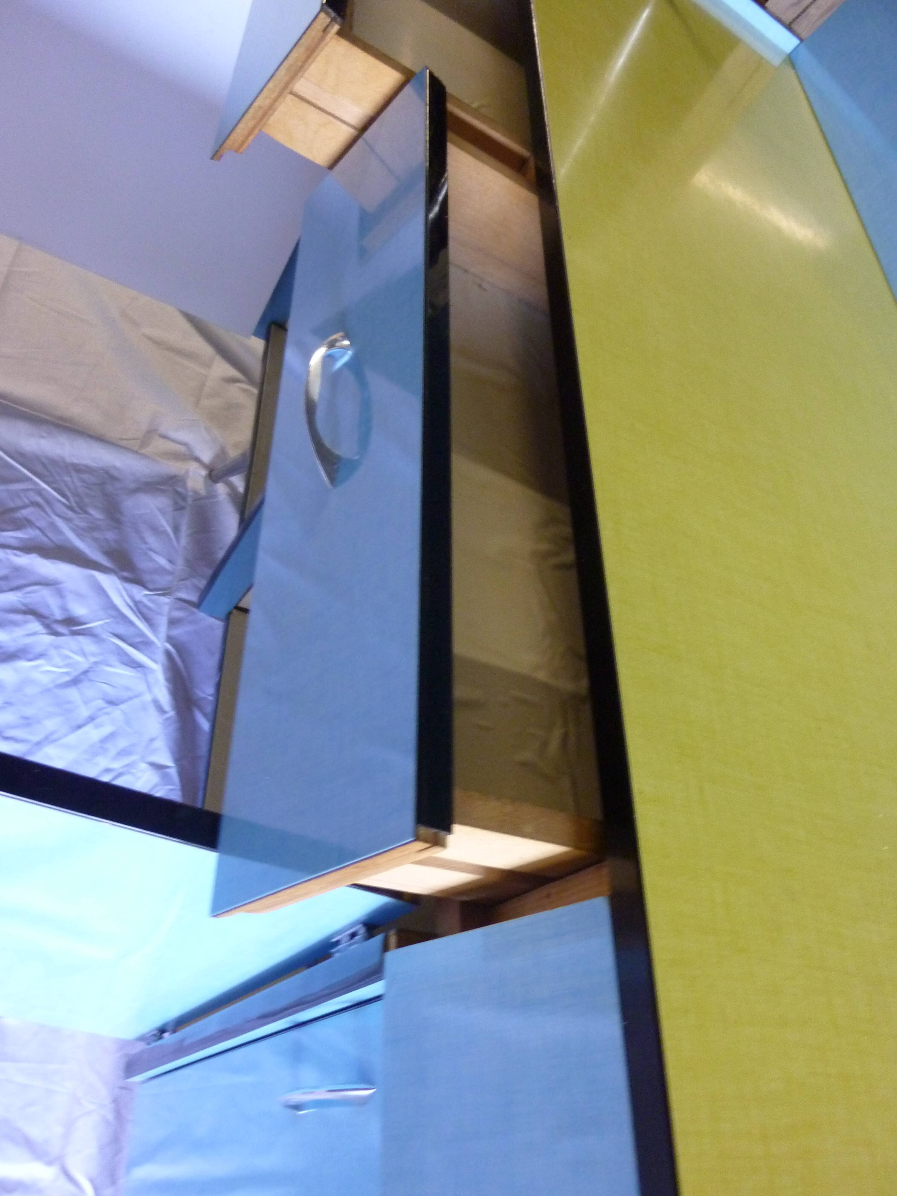 Buffet in blue and yellow formica