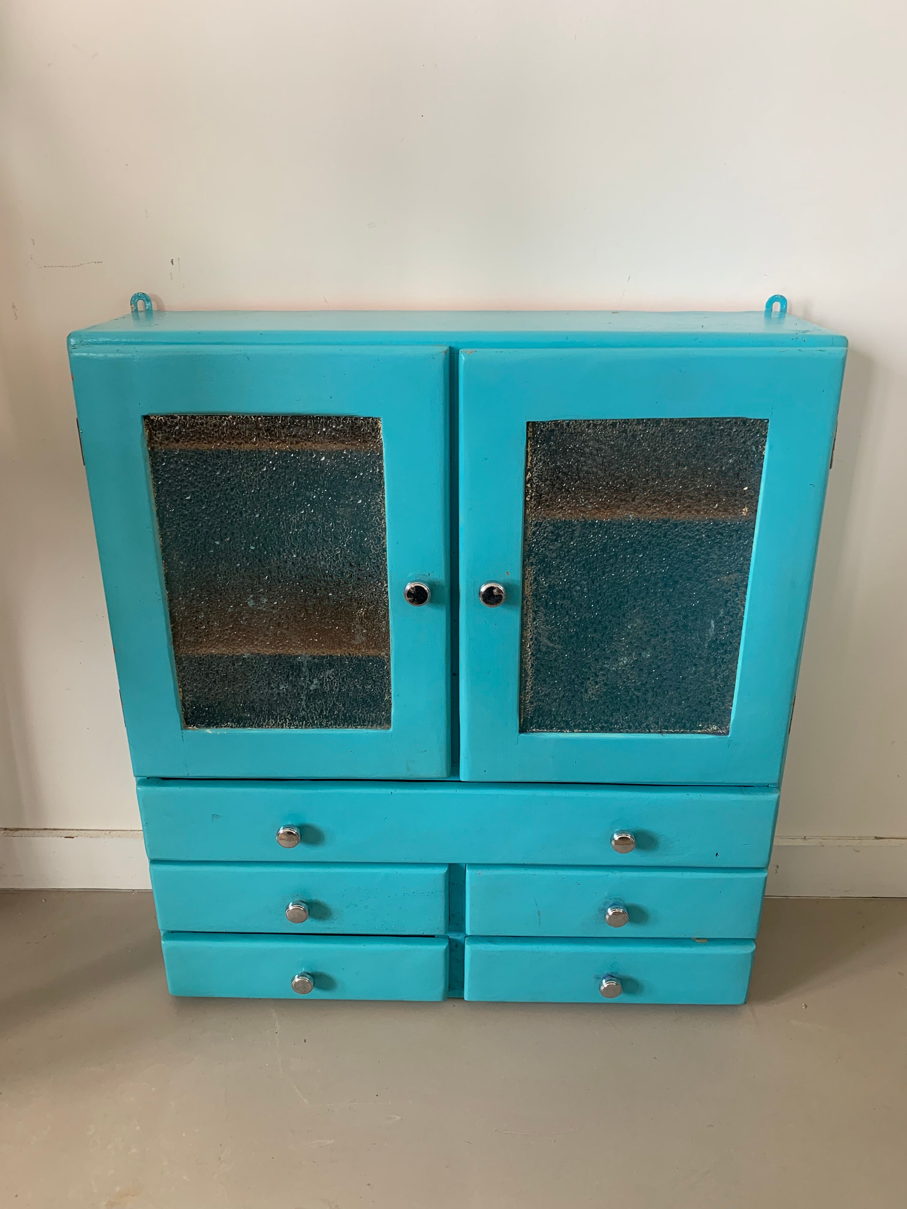 Wall cabinet 50s