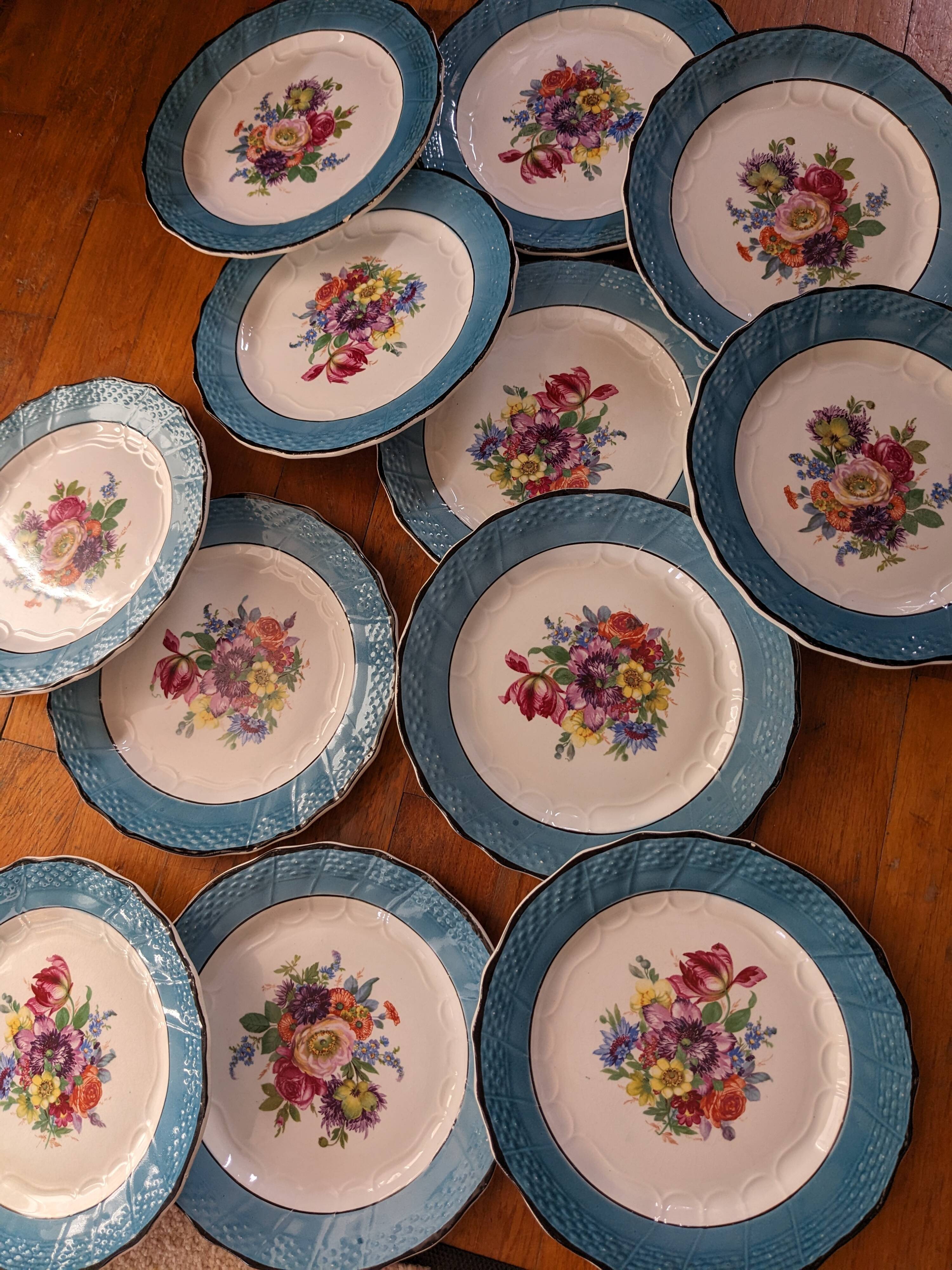 Moulin des Loups Terre de Fer dessert plates