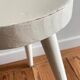 Tabouret tripode bois blanc vintage
