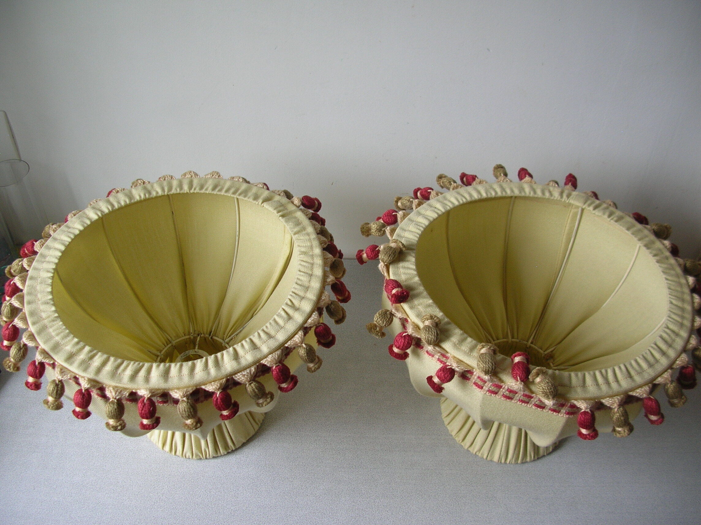 Set of 2 old fabric lampshades with vintage retro deco tassel 30 cm