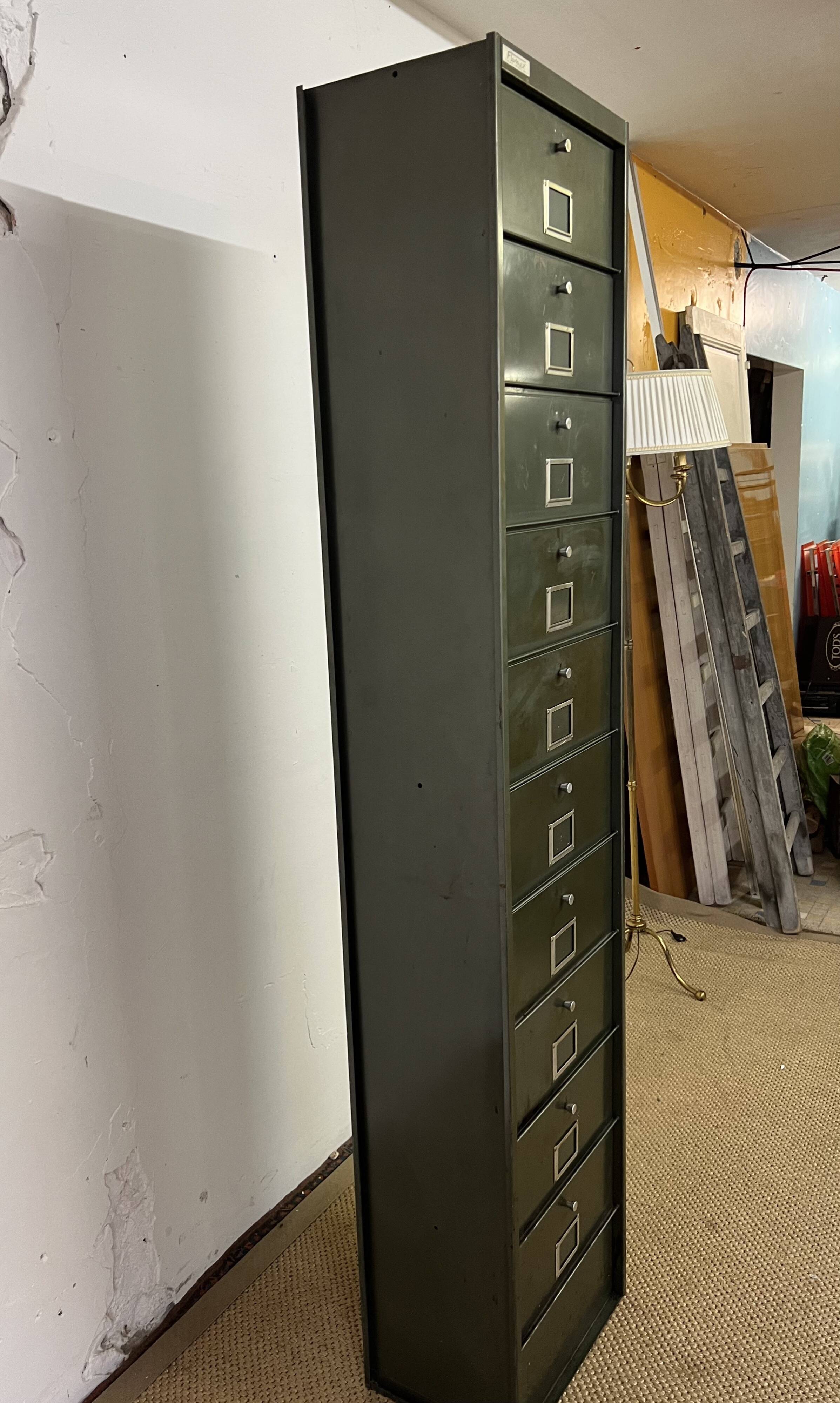 Flap furniture, 10 lockers from the 1950s
