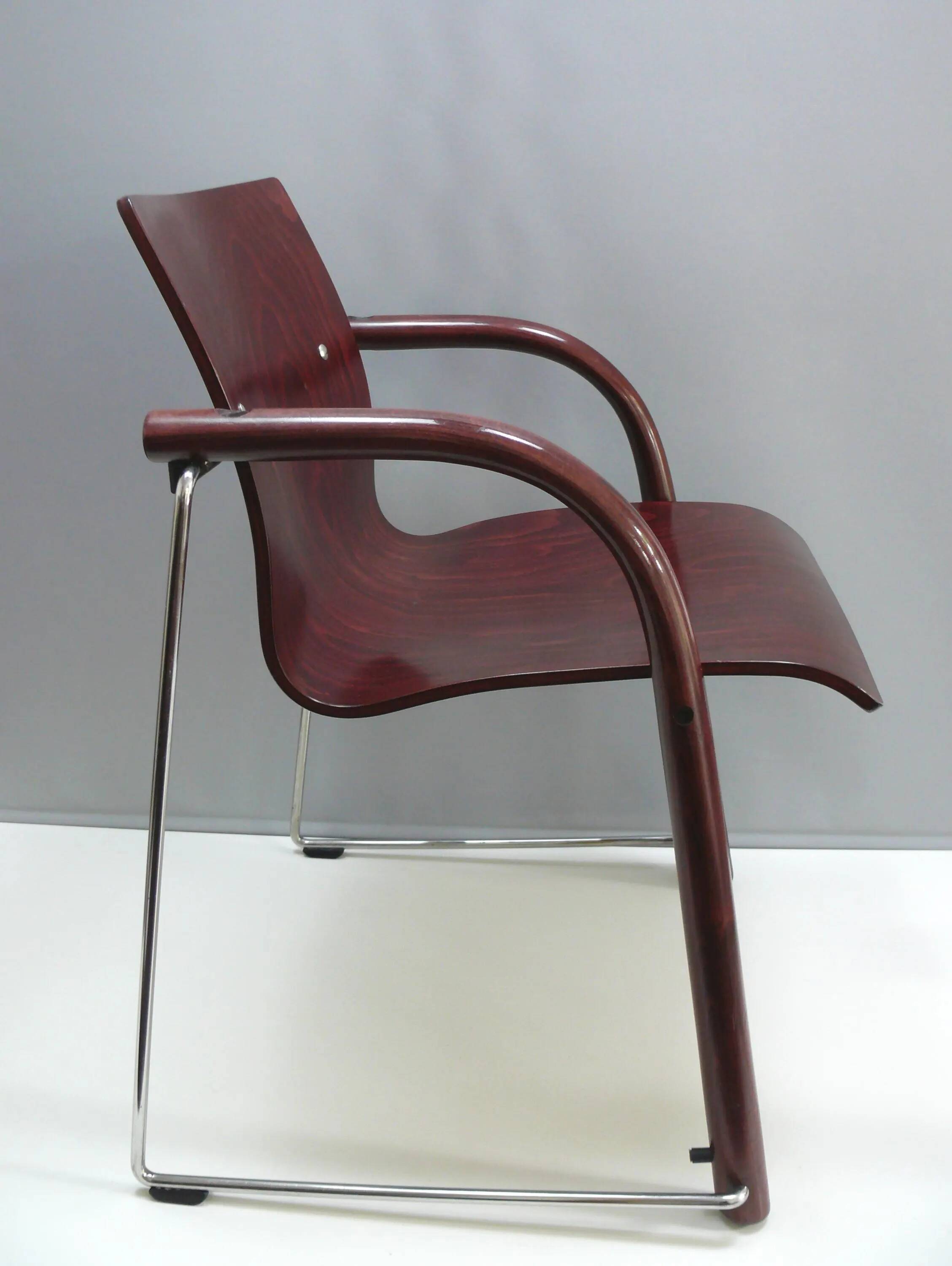 Set of 4 Thonet S 320 stackable chairs, 1980s