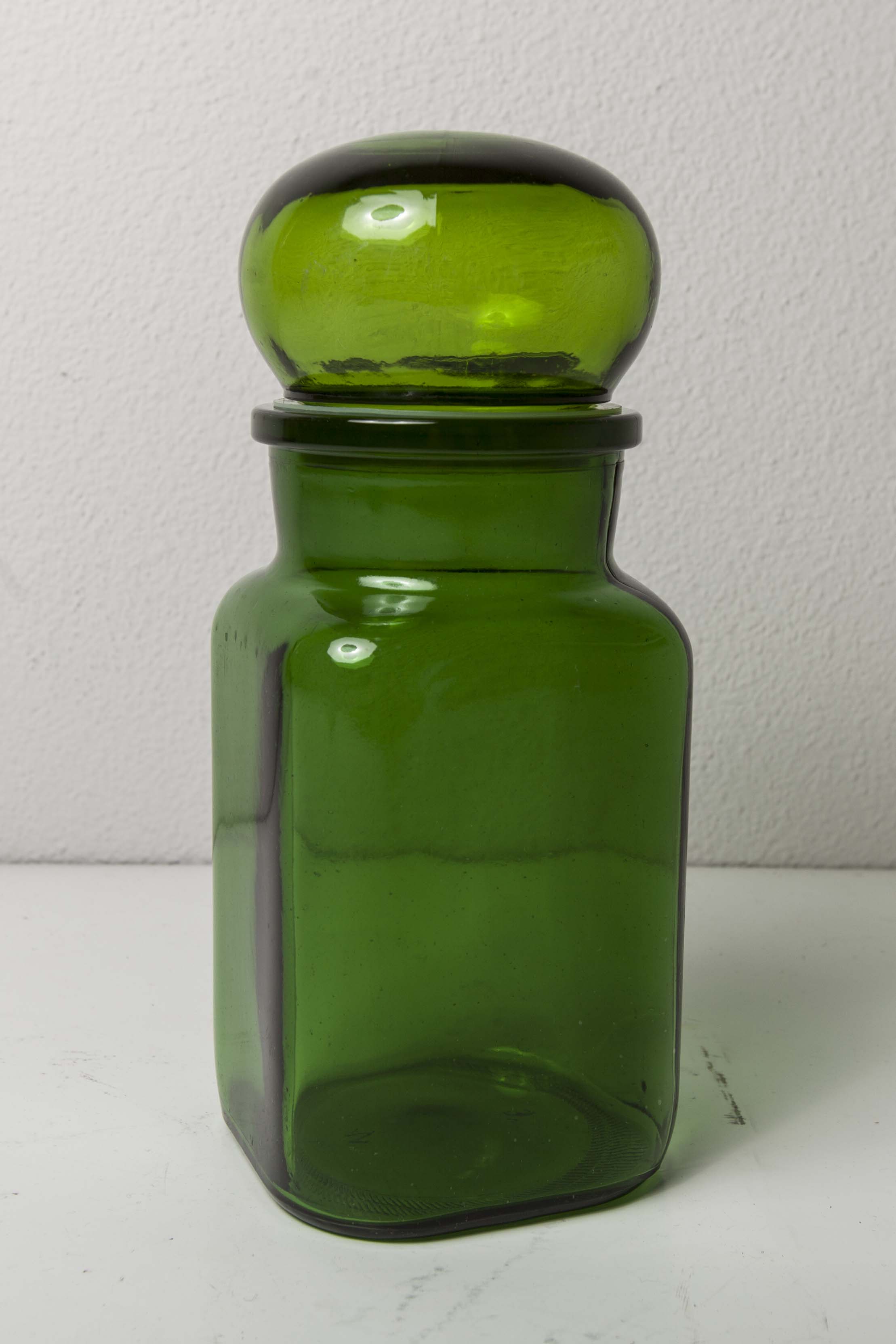Pot de pharmacie vert en verre 1960