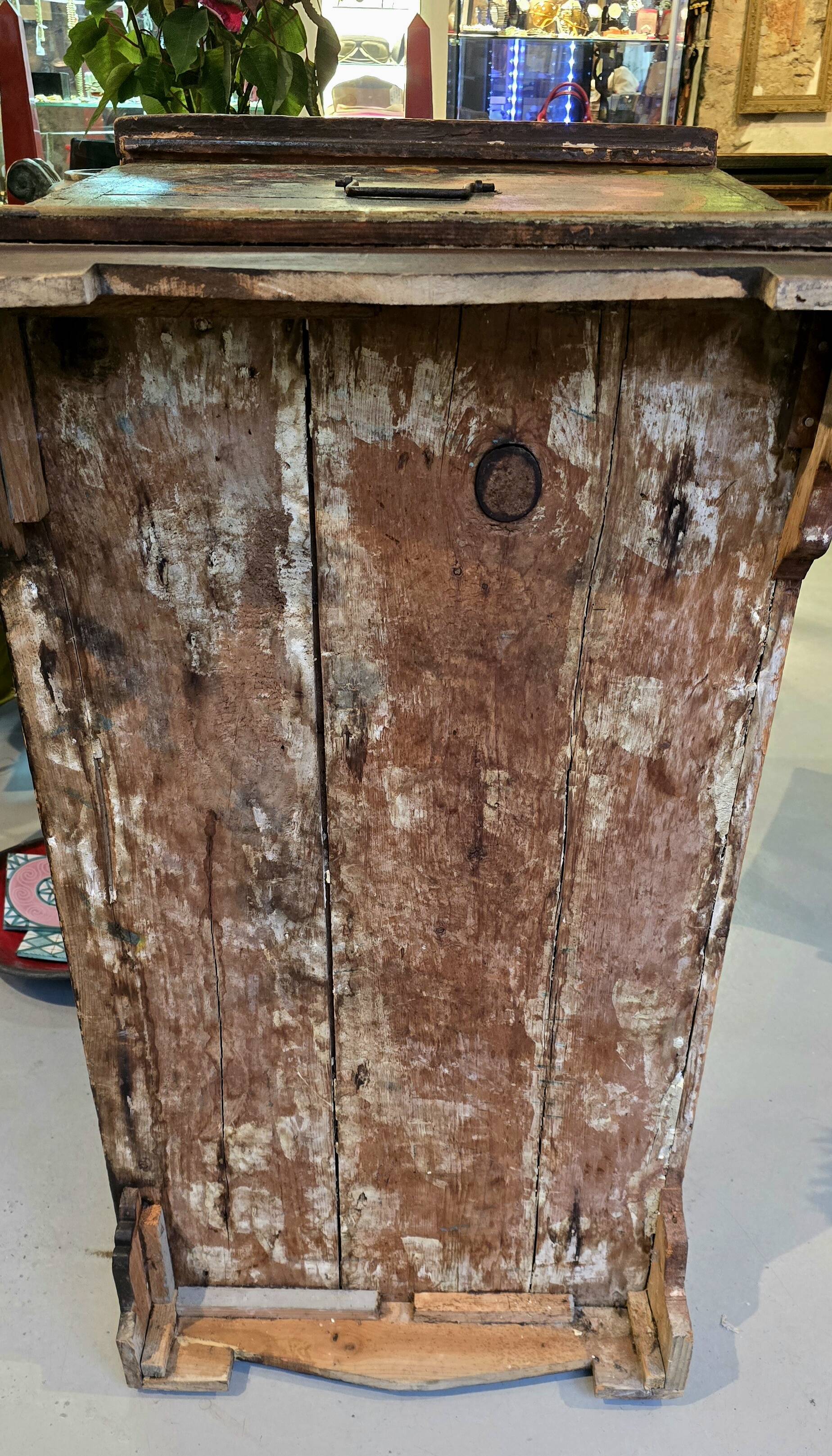 Chest says "SANDOUK" - Tunisia Circa 1900