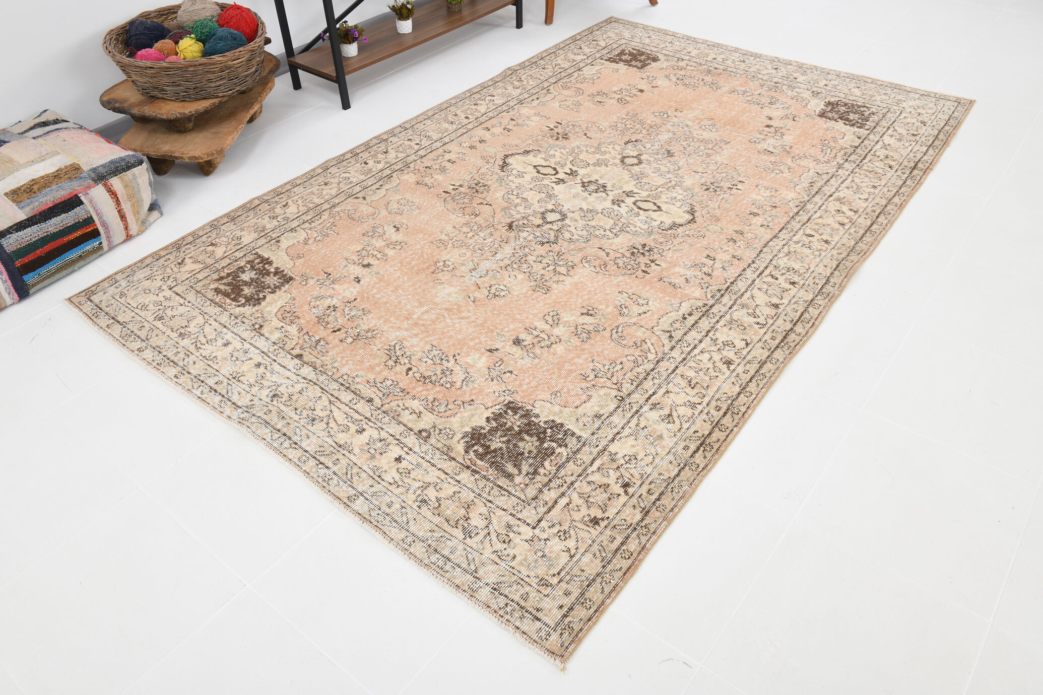 6x9 brown & beige oriental vintage rug 181x291cm