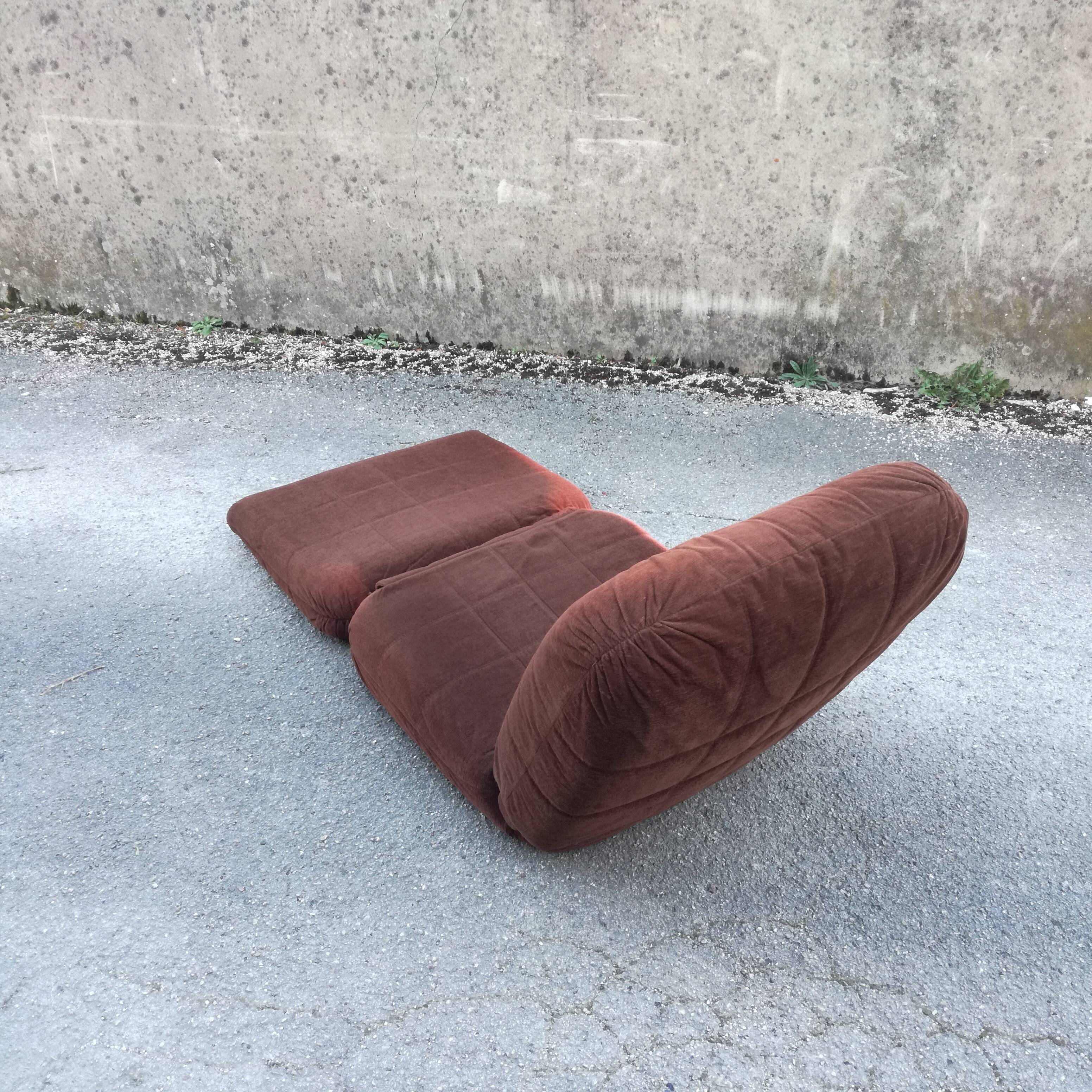 1970 convertible heater into bed