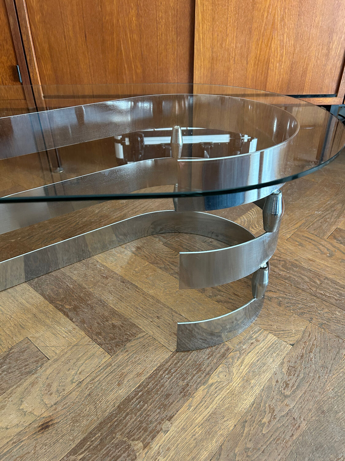 70s oval design coffee table in glass with chrome legs
