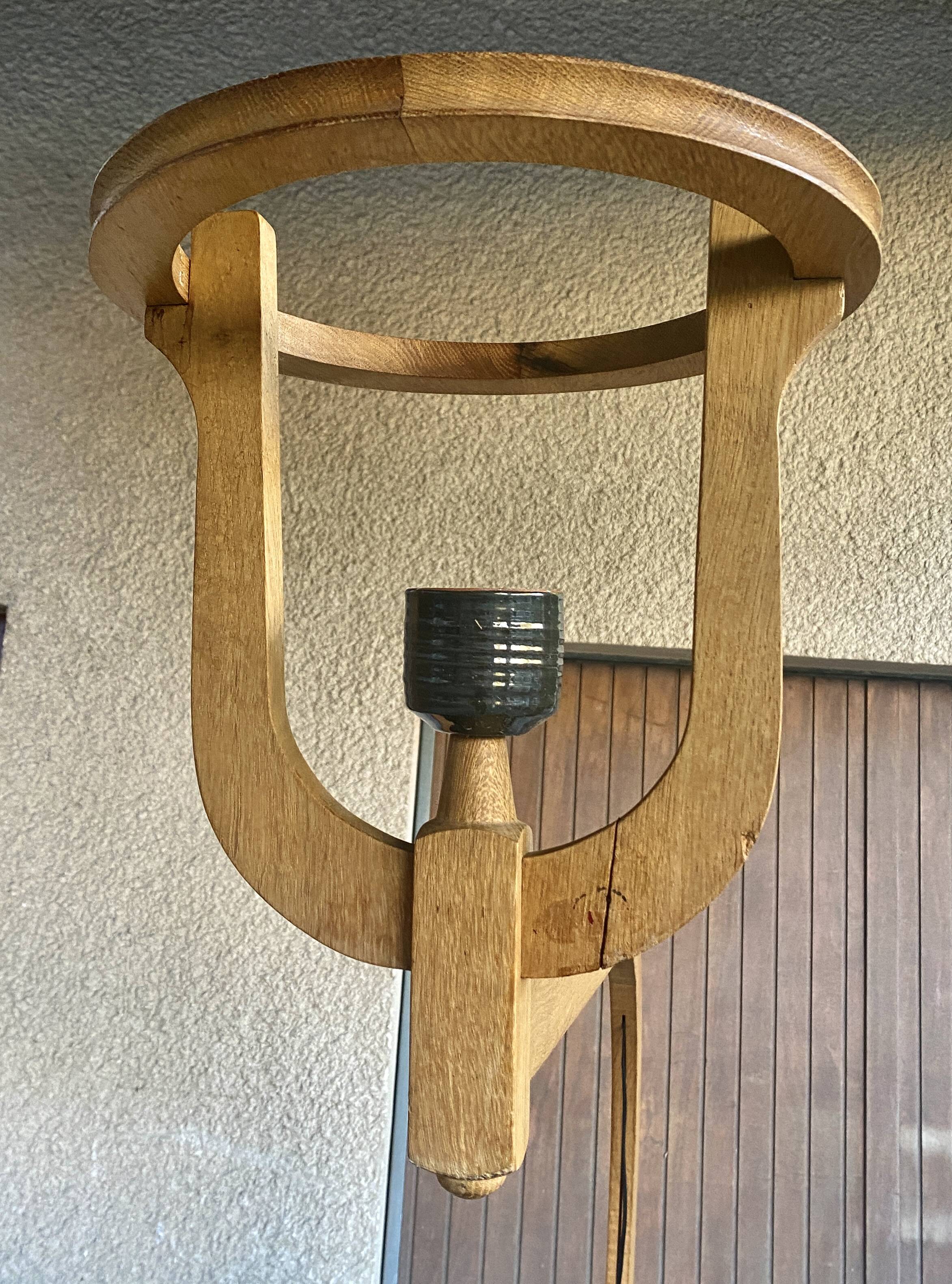 Corner bench and incorporated floor lamp guillerme et chambron