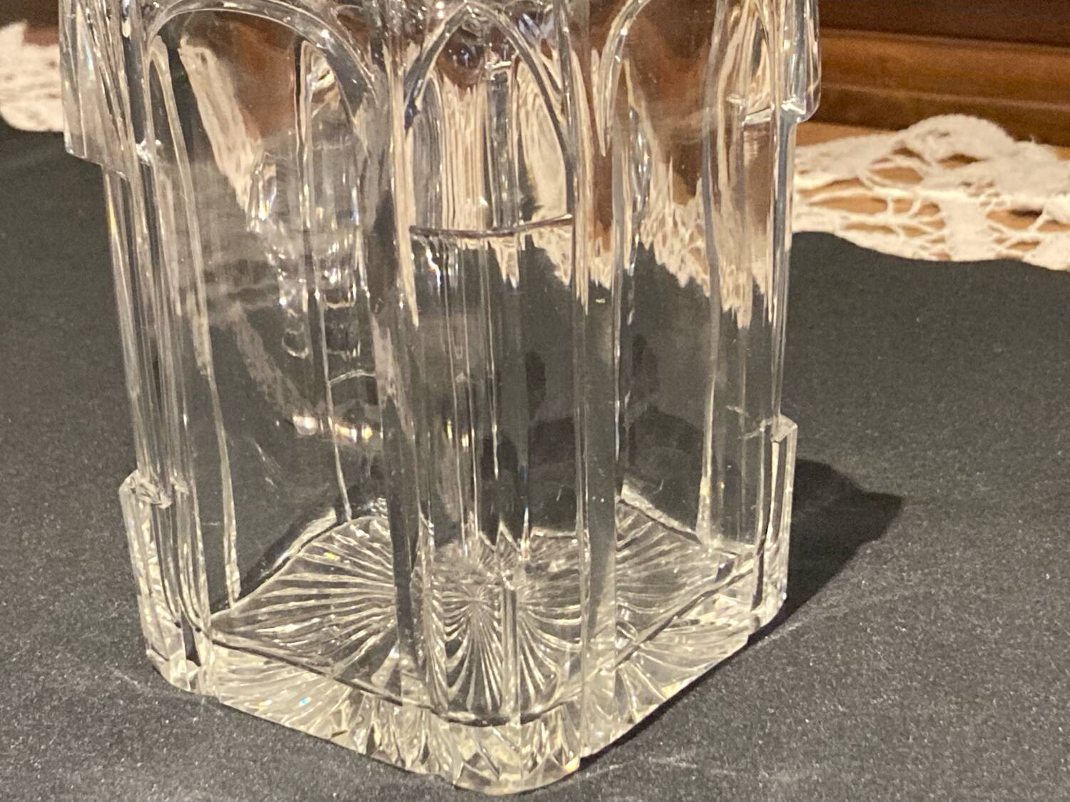 Small whisky crystal carafe