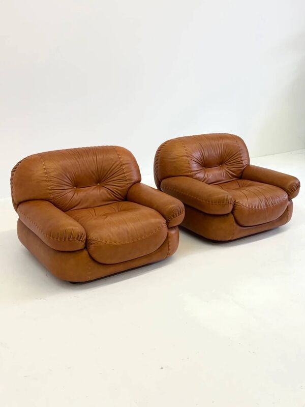 Fauteuil Sapporo en cuir marron cognac pour Mobil Girgi