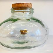 Bonbonnes vintage en verre soufflé et liège