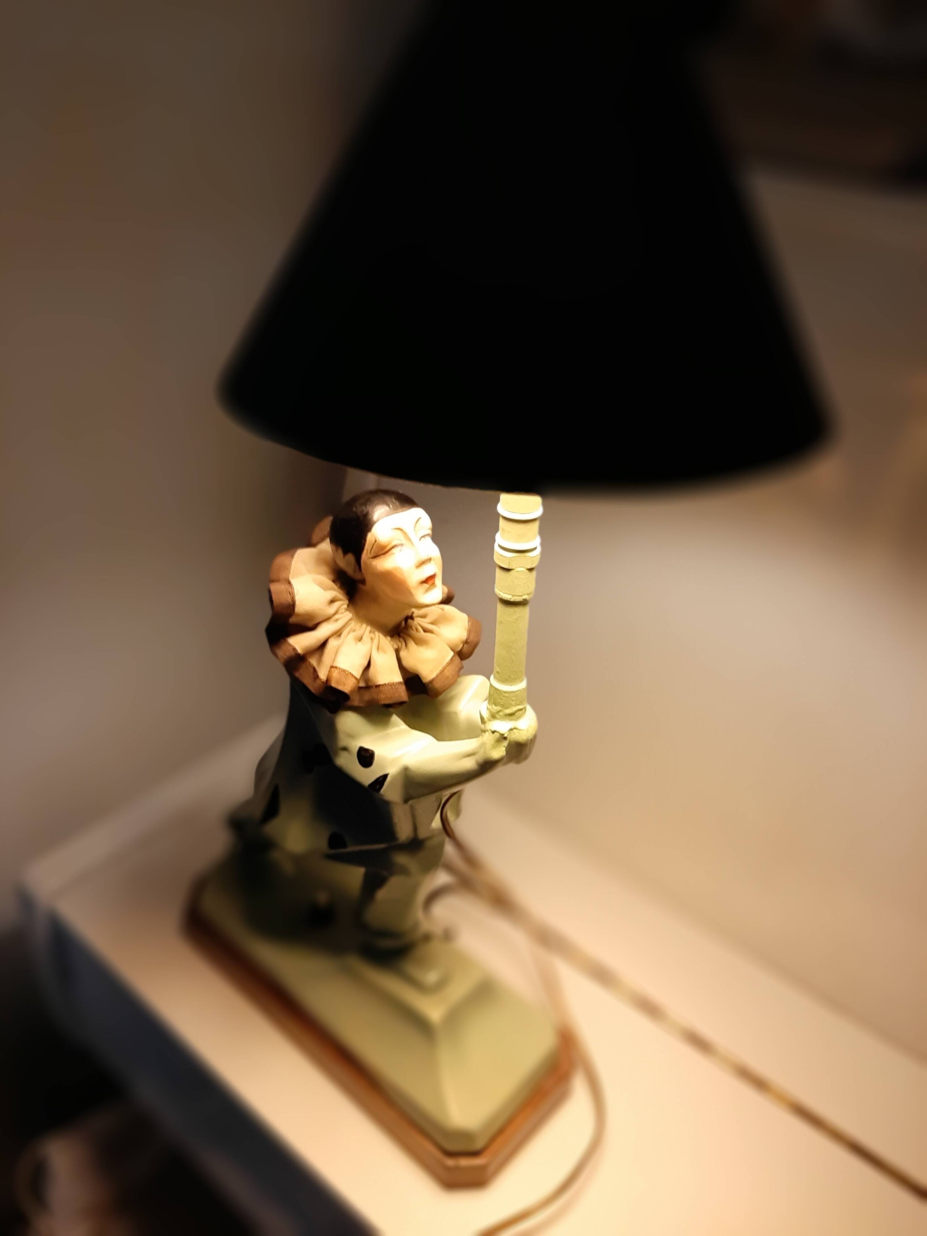 Harlequin-Pierrot art deco cubist lamp