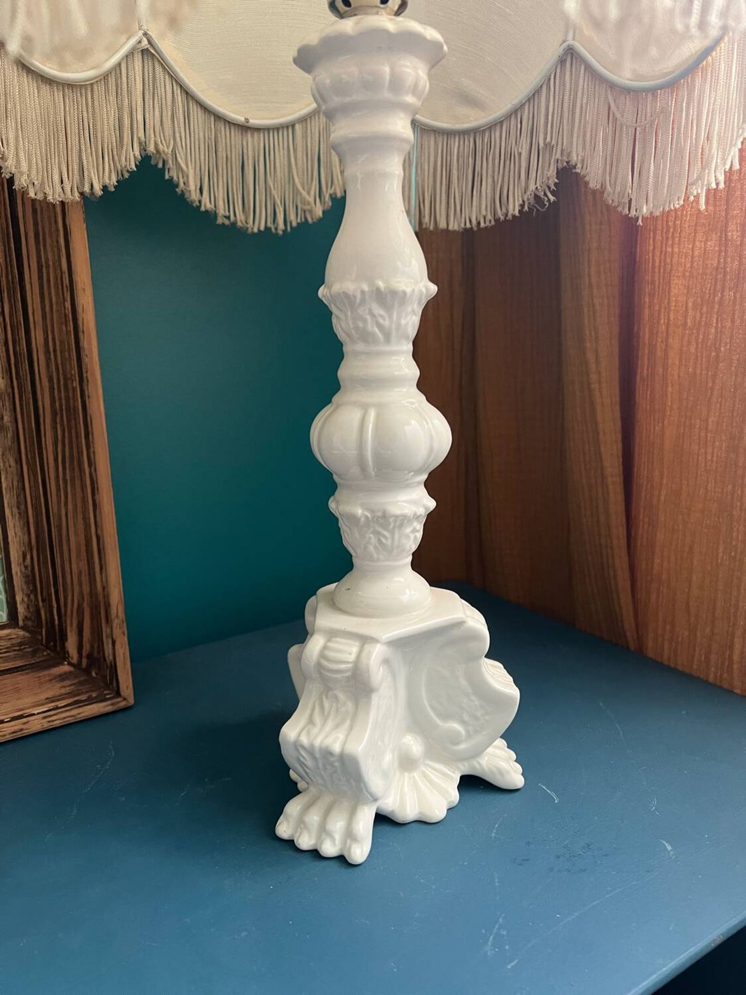 Bassano ceramic lamp with fringed shade