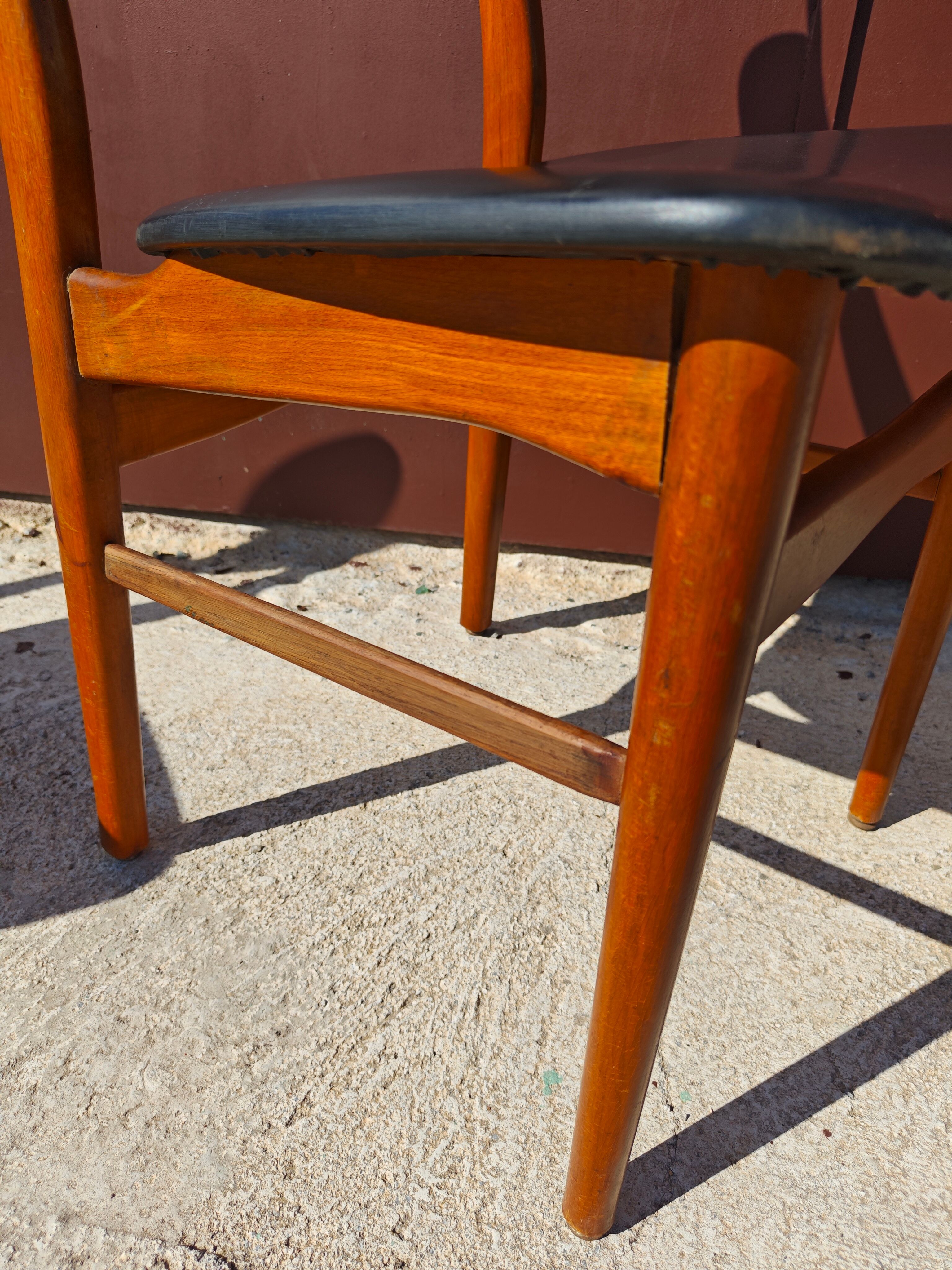 4 chaises Farstrup scandinave